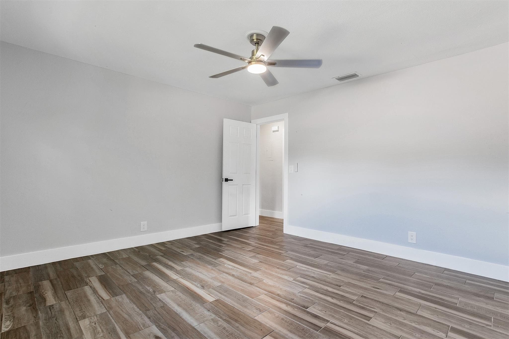 Condominium in Coral Springs — photo 30 of 32