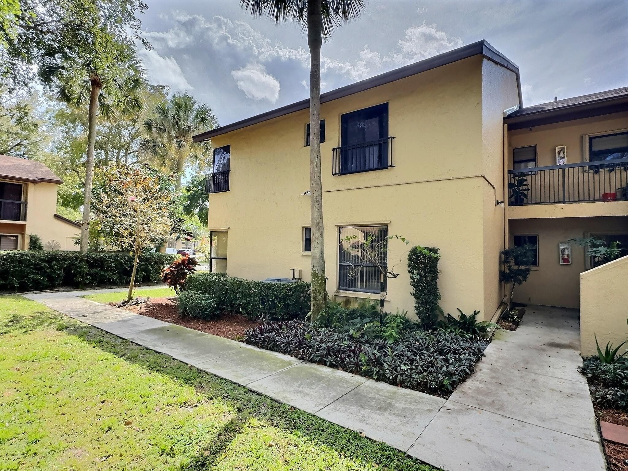 3831 Cocoplum Circle 3592, Coconut Creek, FL 33063 — photo 3 of 35