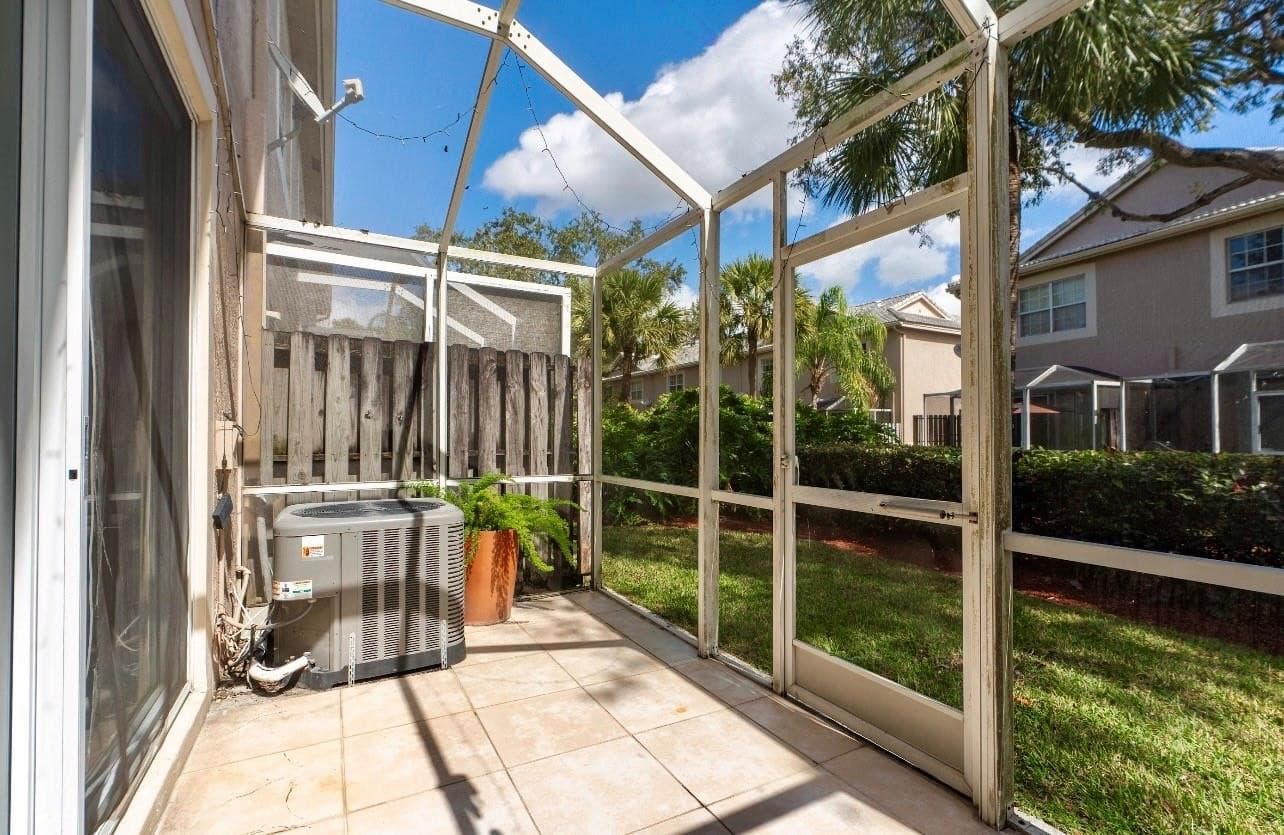 1928 Madeira Drive, Weston, FL 33327 — photo 36 of 39