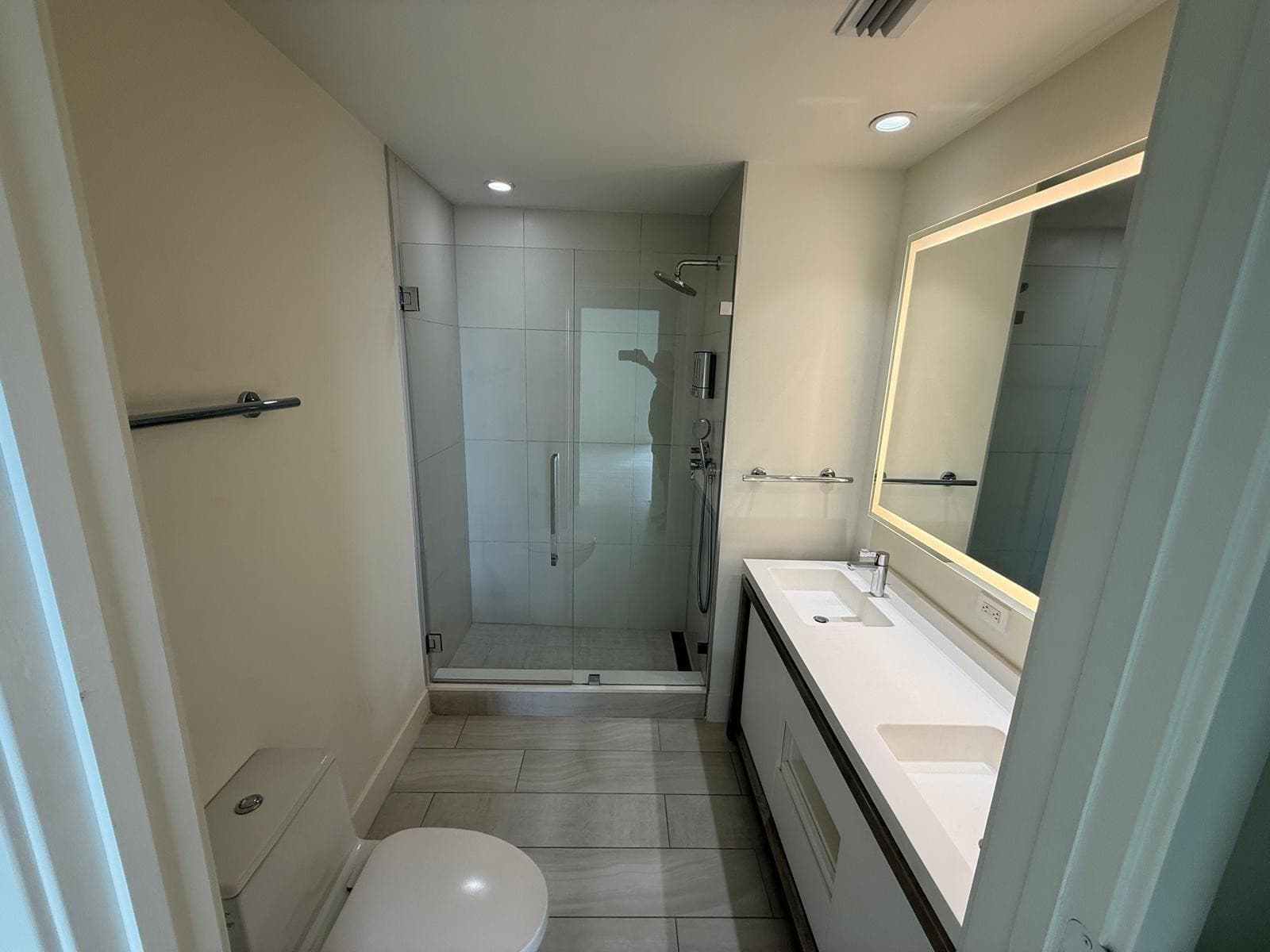 2000 Metropica Way 1109, Sunrise, FL 33323 — photo 10 of 35