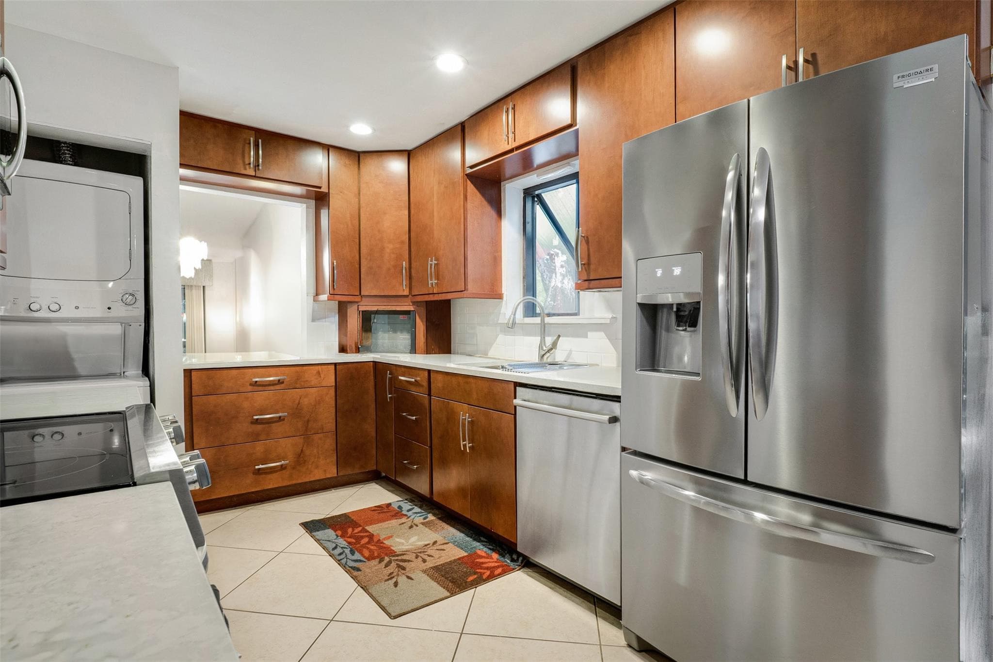 16131 Laurel Drive 33, Weston, FL 33326 — photo 5 of 24
