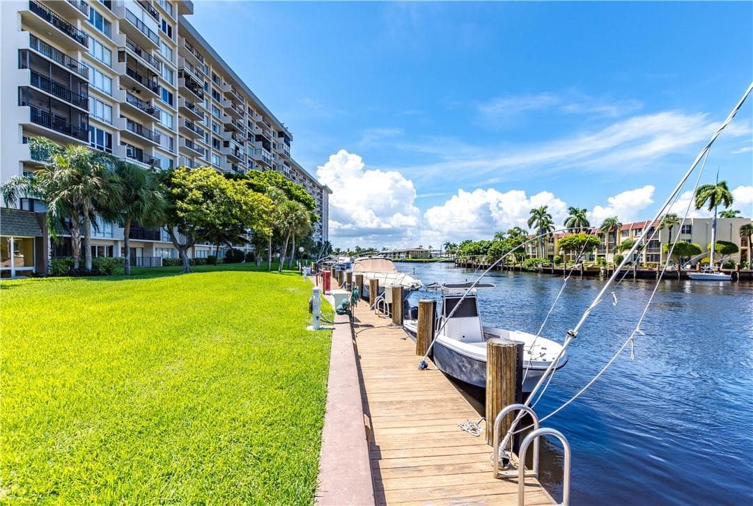 801 S Federal Highway 914, Pompano Beach, FL 33062 — photo 30 of 42