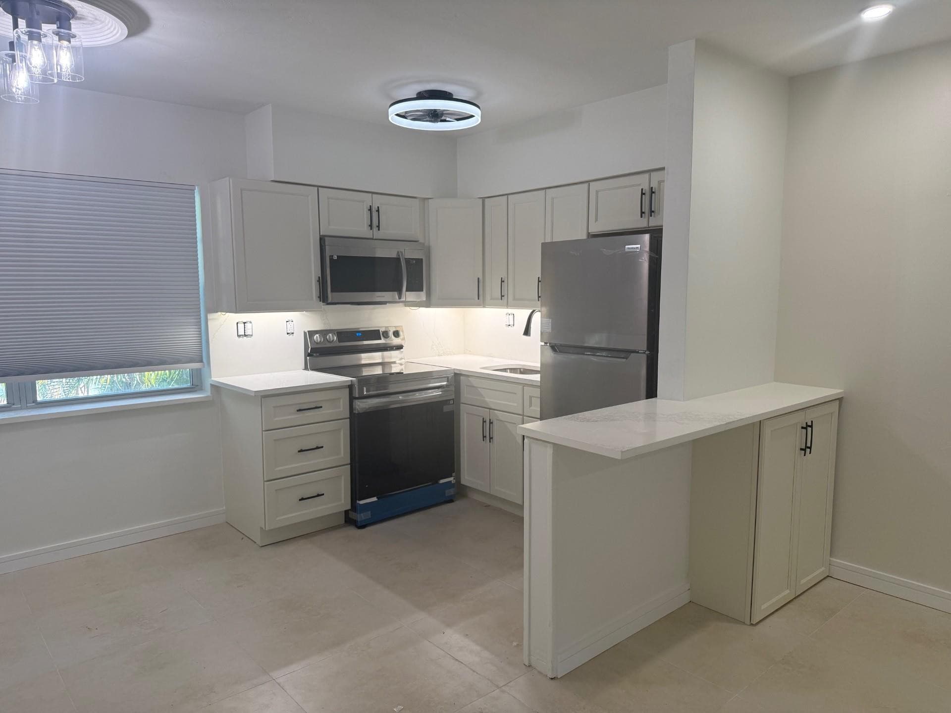 2725 Middle River Drive 11, Fort Lauderdale, FL 33306 — photo 4 of 11
