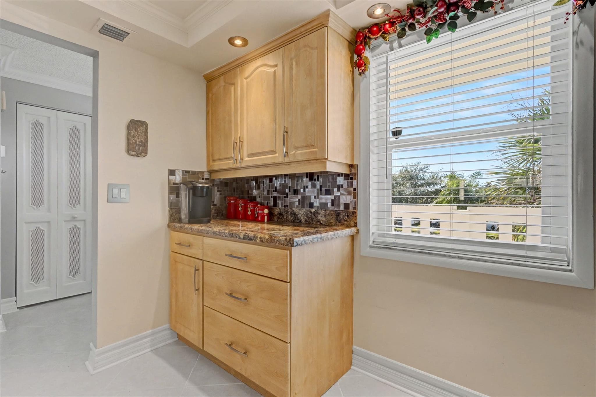301 SE 3rd Street 308, Dania Beach, FL 33004 — photo 9 of 45