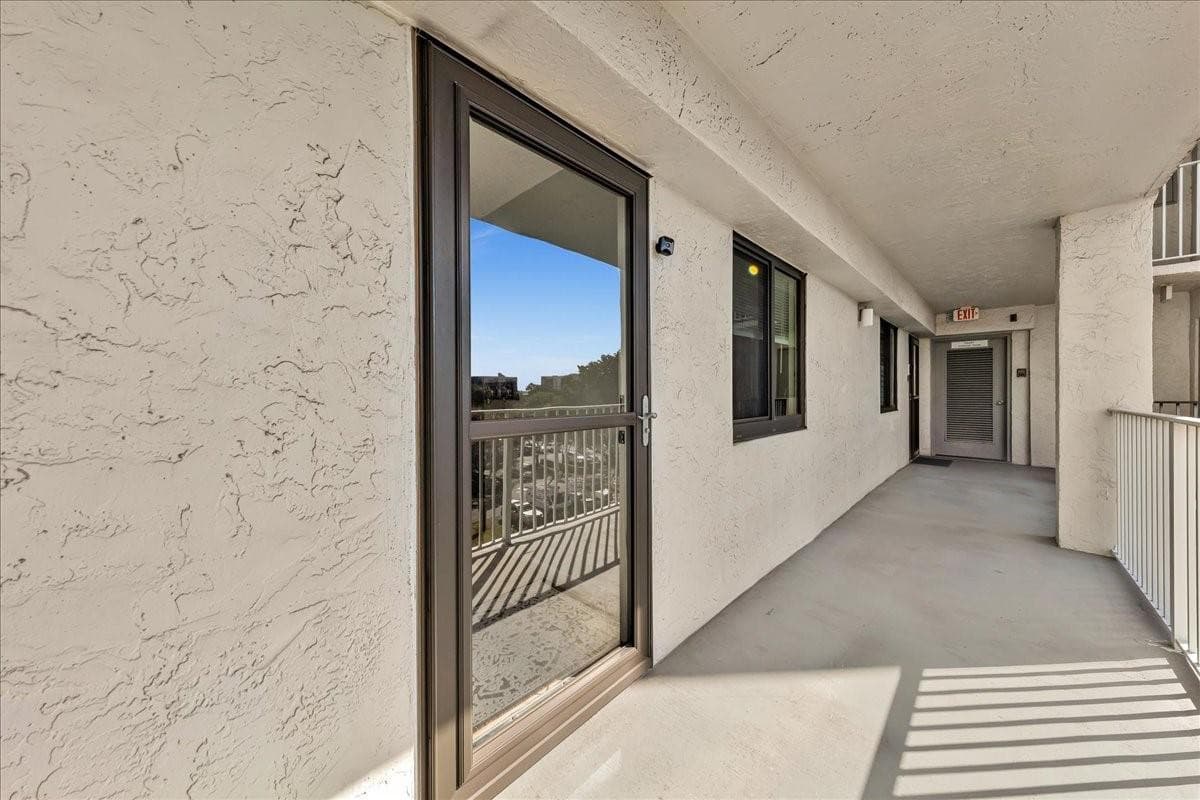 2217 Cypress Island Drive 507, Pompano Beach, FL 33069 — photo 2 of 50