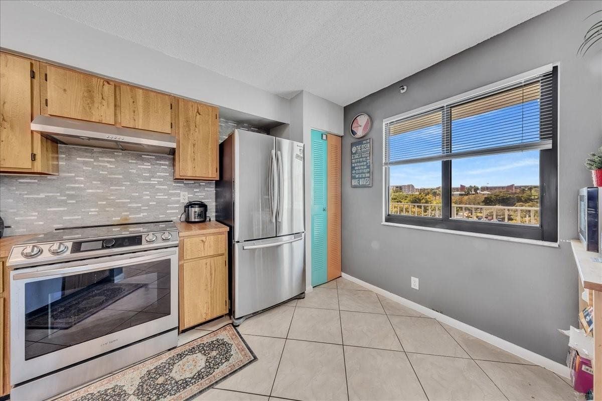 2217 Cypress Island Drive 507, Pompano Beach, FL 33069 — photo 4 of 50