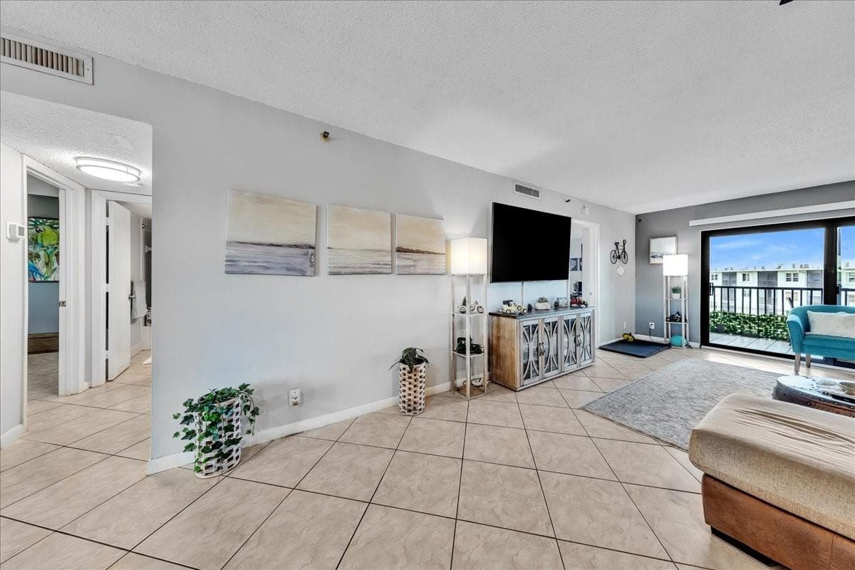 2217 Cypress Island Drive 507, Pompano Beach, FL 33069 — photo 11 of 50