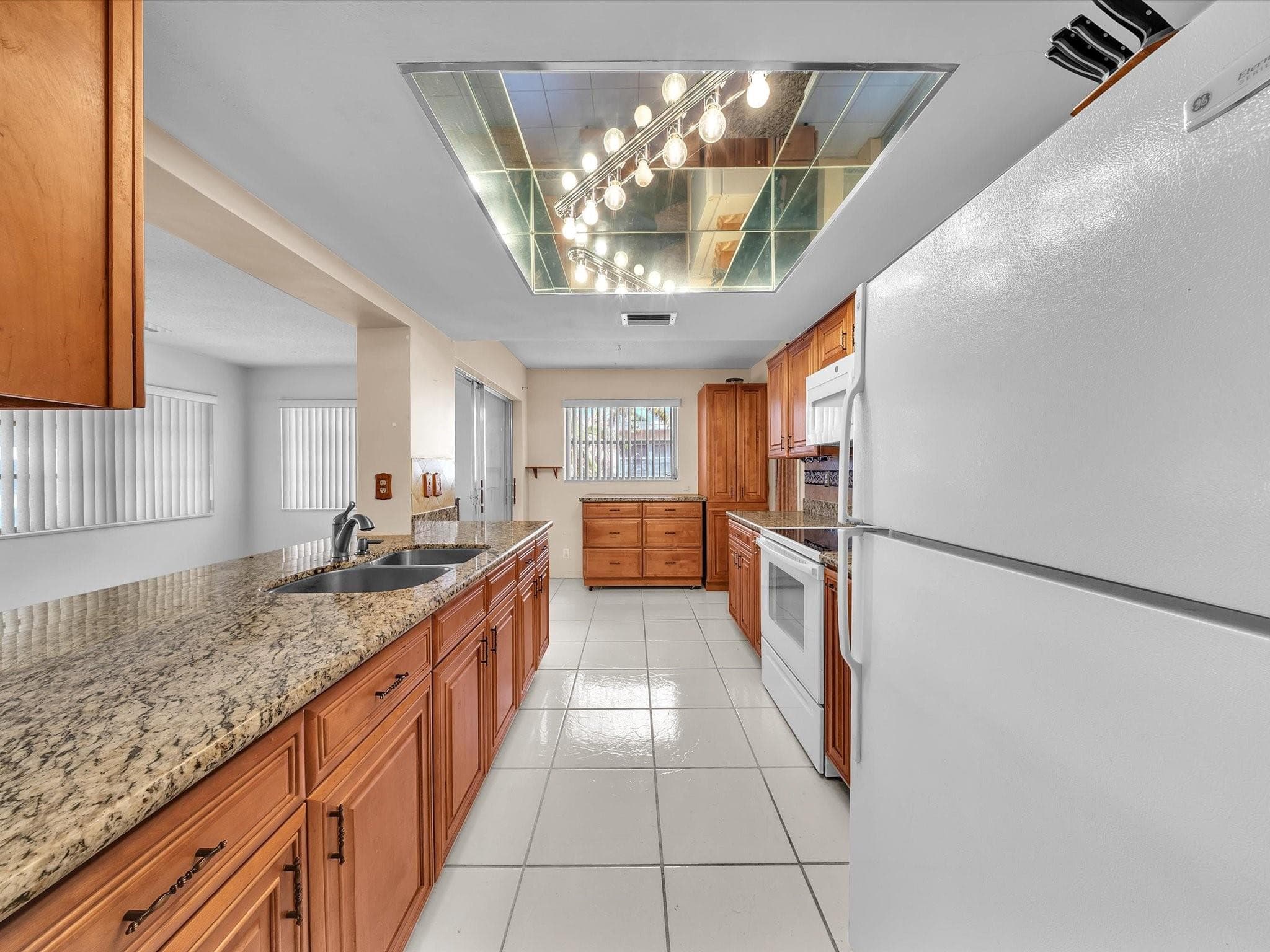4212 NW 47th Court, Tamarac, FL 33319 — photo 6 of 24