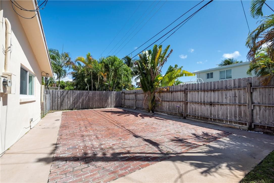 5200 NE 15th Avenue, Fort Lauderdale, FL 33334 — photo 29 of 31