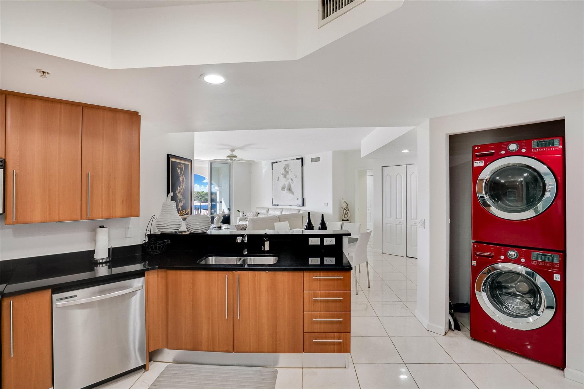 191 SE 20th Avenue 614, Deerfield Beach, FL 33441 — photo 9 of 30