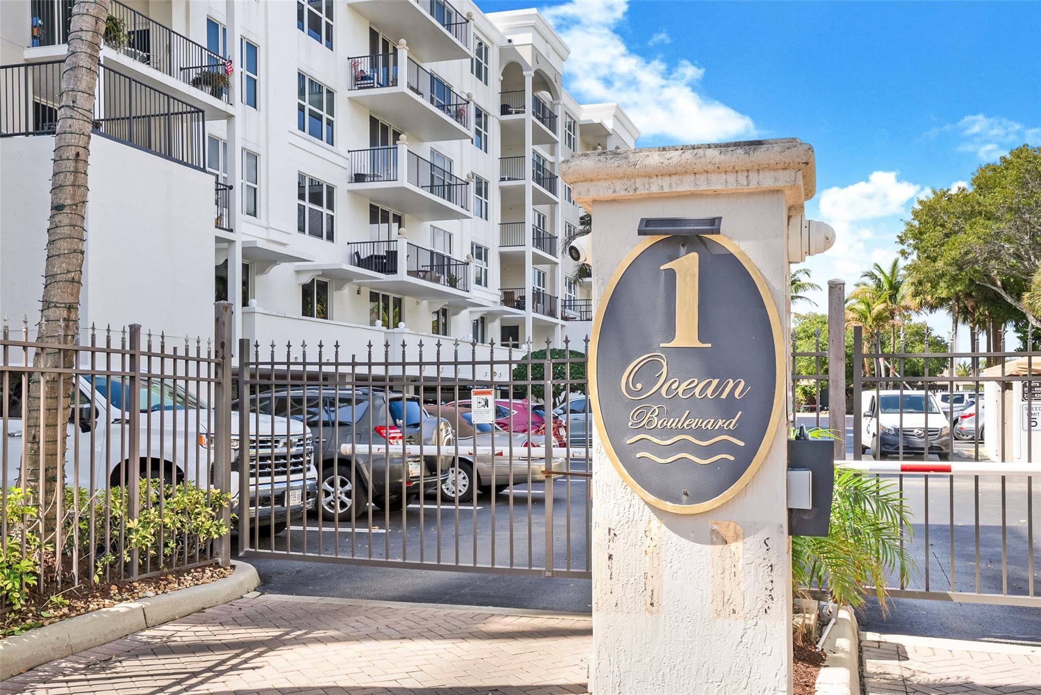 191 SE 20th Avenue 614, Deerfield Beach, FL 33441 — photo 19 of 30