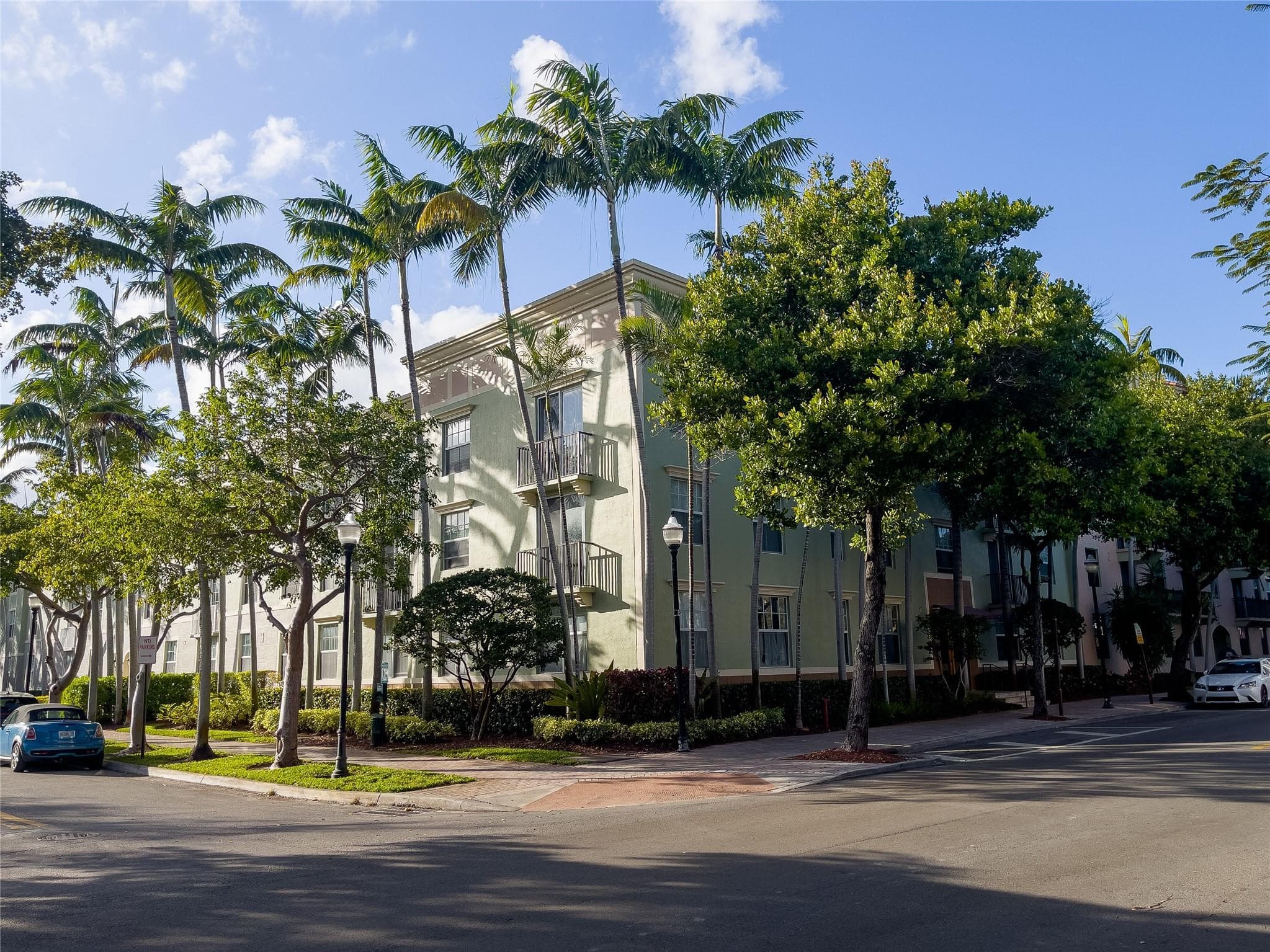 1900 Van Buren Street 118b, Hollywood, FL 33020 — photo 12 of 34