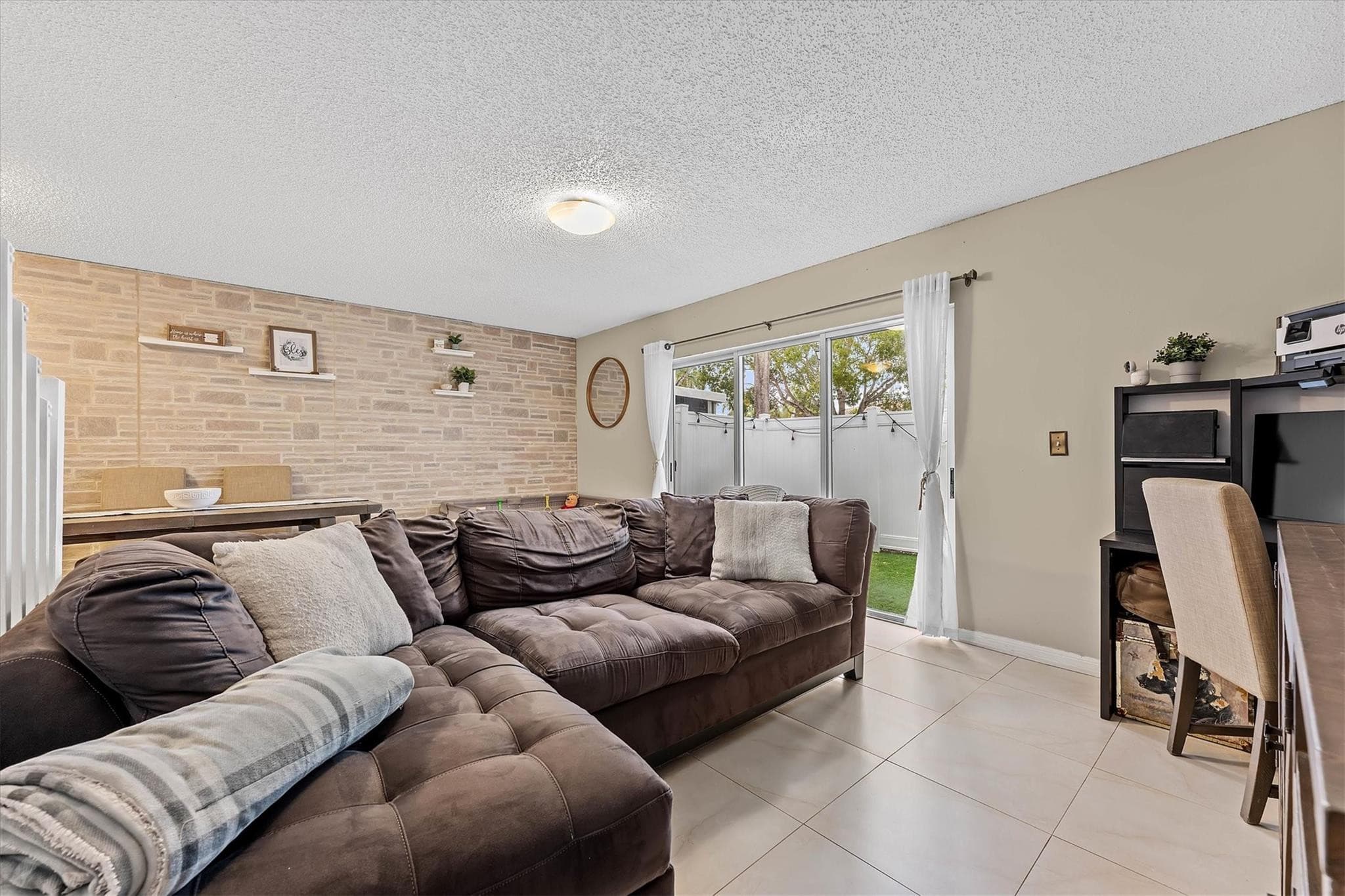 20815 NW 2nd Street 20815, Pembroke Pines, FL 33029 — photo 11 of 48