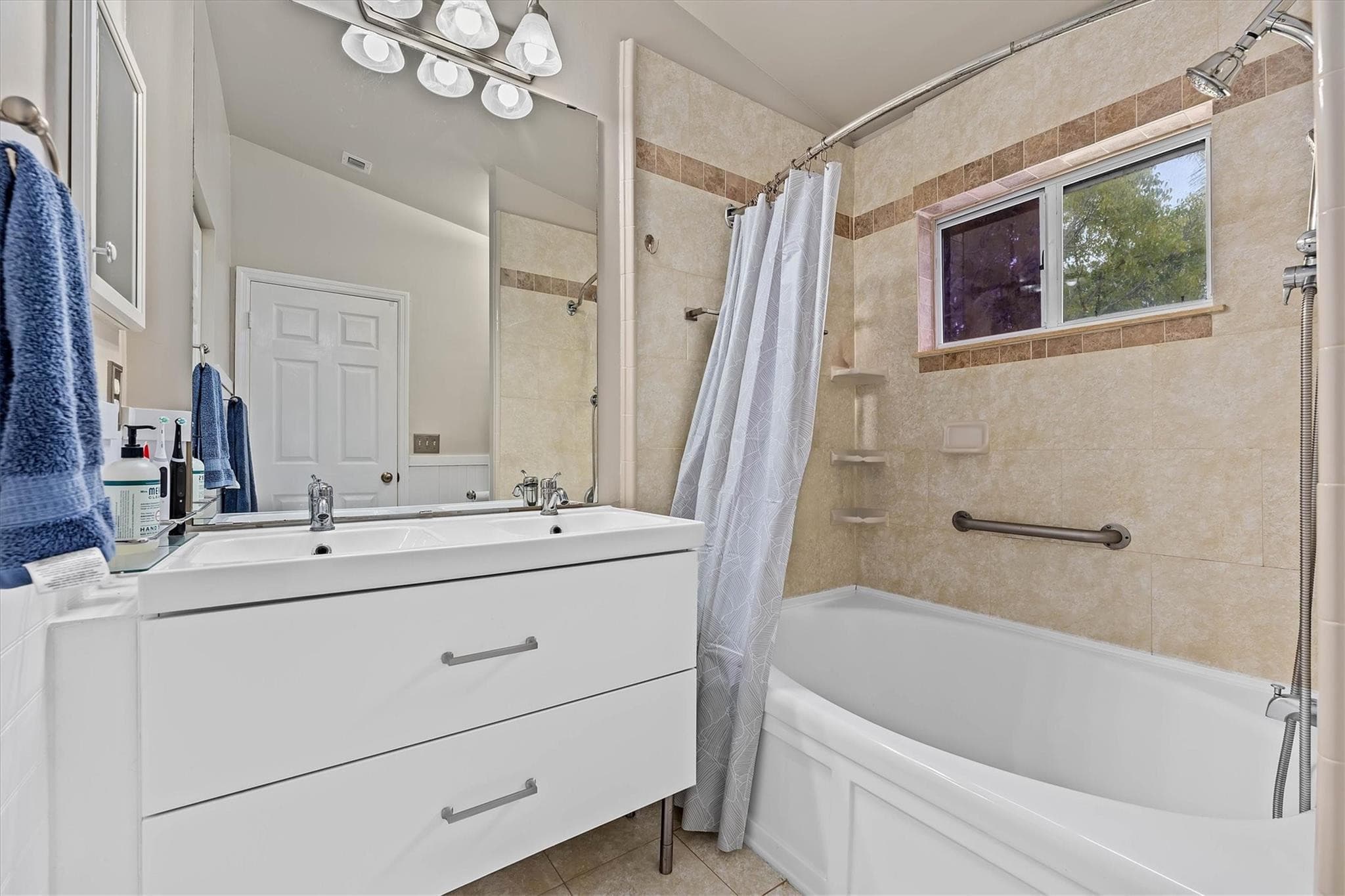20815 NW 2nd Street 20815, Pembroke Pines, FL 33029 — photo 23 of 48