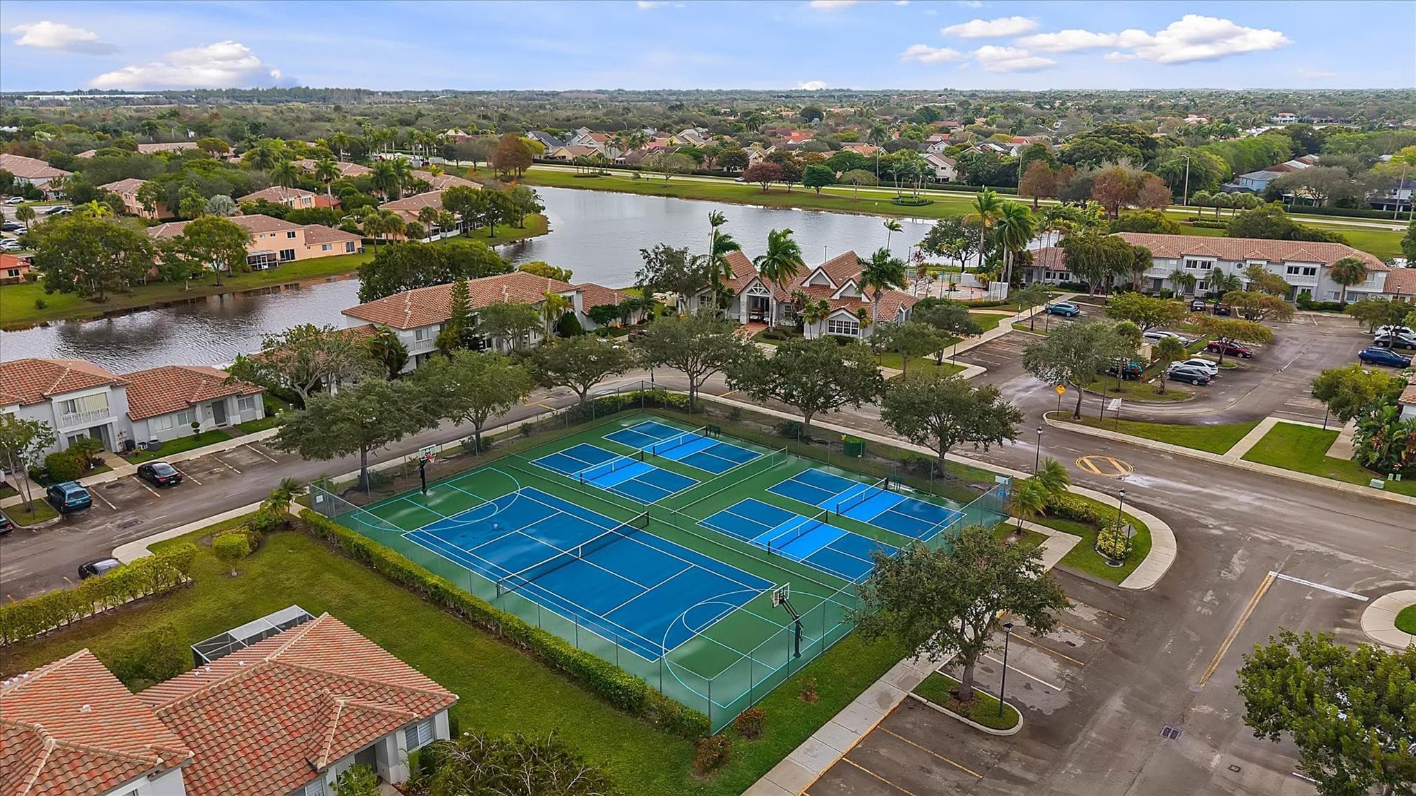 20815 NW 2nd Street 20815, Pembroke Pines, FL 33029 — photo 34 of 48
