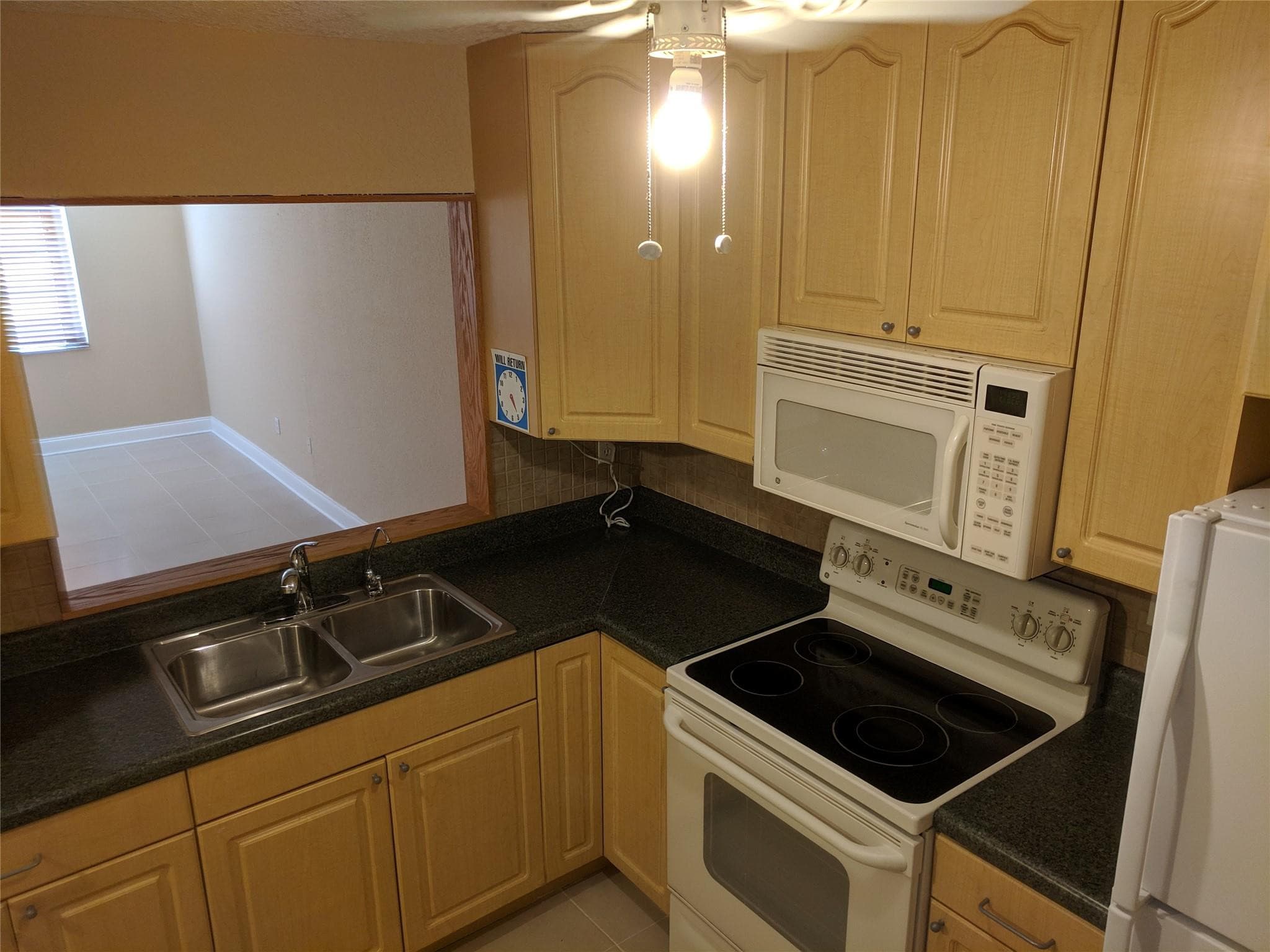 1250 NE 125th Street 312-C, North Miami, FL 33161 — photo 18 of 35