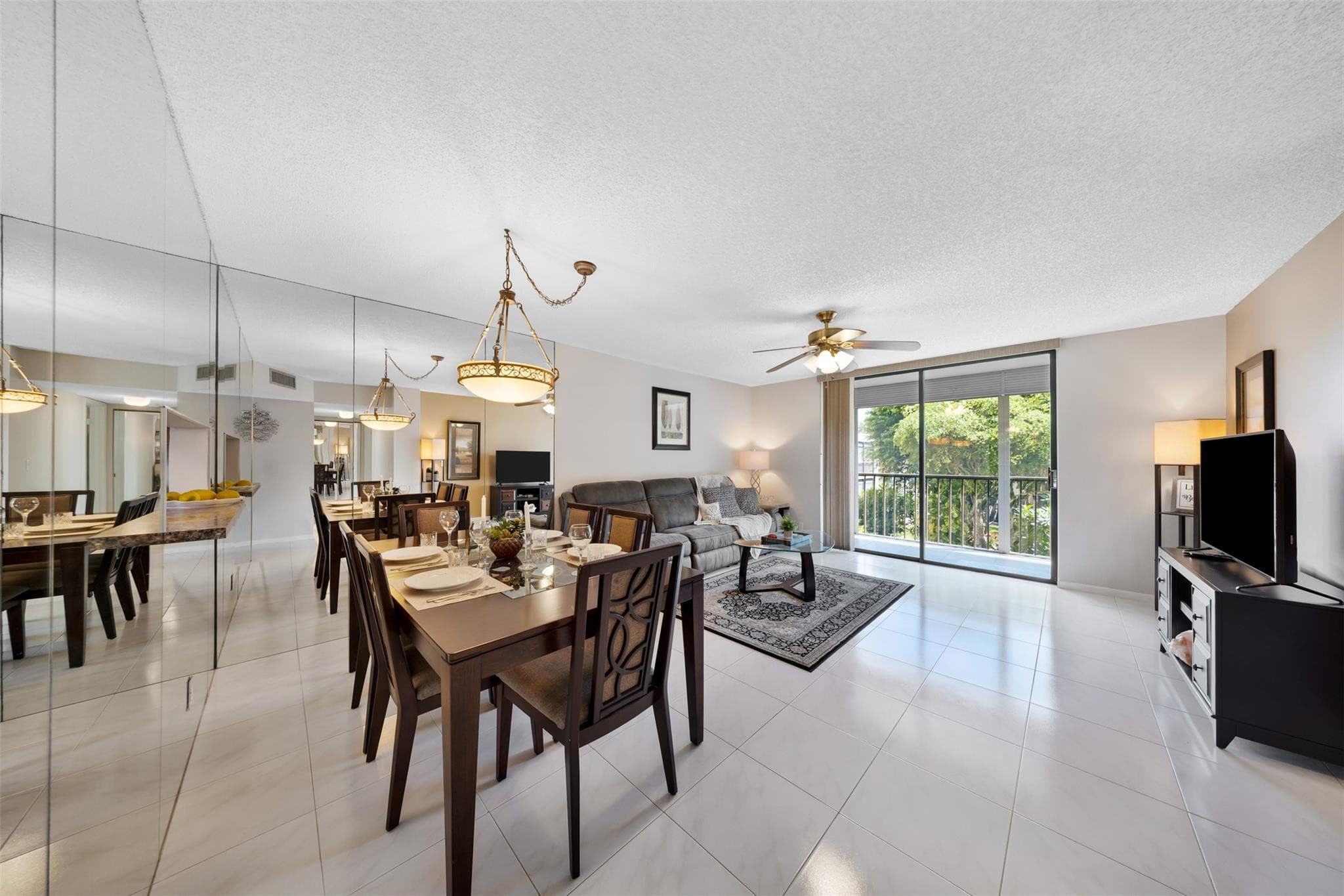 5250 Las Verdes Circle 317, Delray Beach, FL 33484 — photo 1 of 24