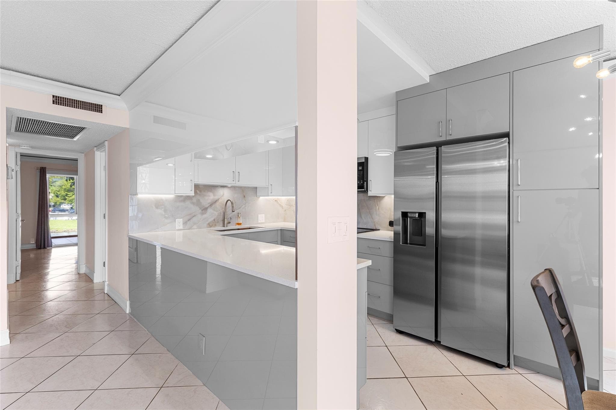 2122 Cambridge F 2122, Deerfield Beach, FL 33442 — photo 4 of 41