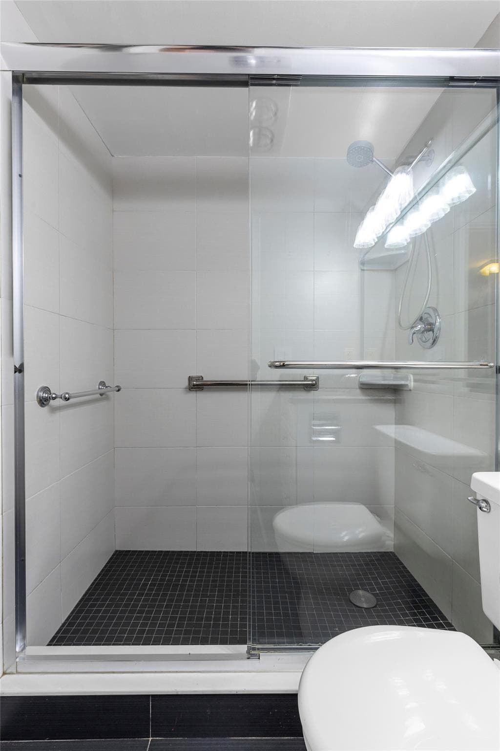 2122 Cambridge F 2122, Deerfield Beach, FL 33442 — photo 14 of 41