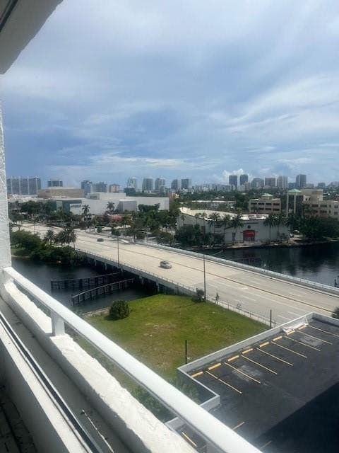 1160 N Federal Highway 1118, Fort Lauderdale, FL 33304 — photo 8 of 9