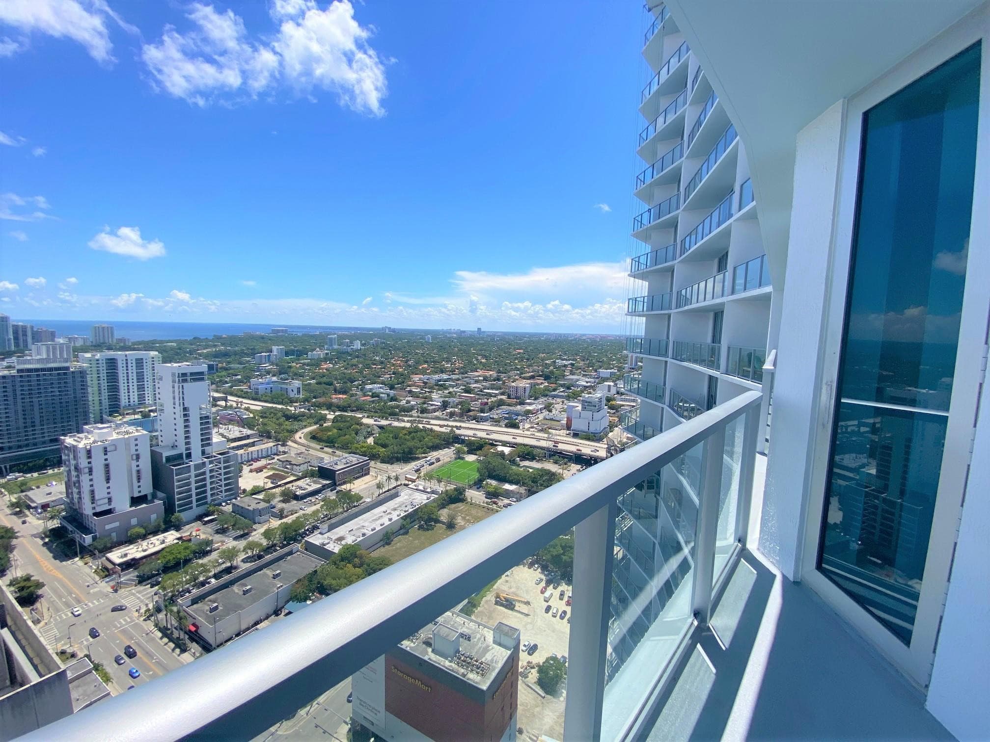 185 SW 7th Street 3708, Miami, FL 33130 — photo 6 of 19
