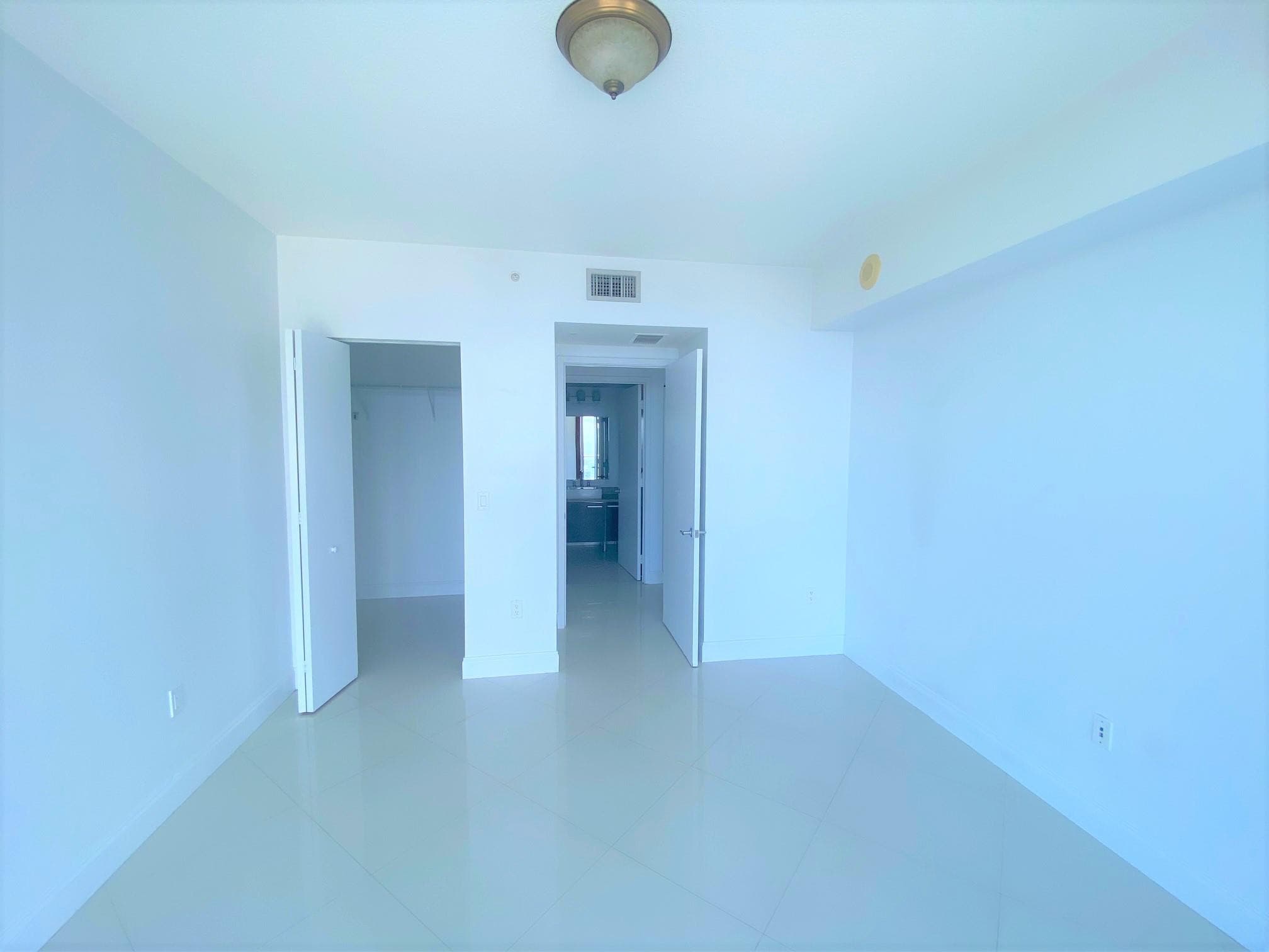 185 SW 7th Street 3708, Miami, FL 33130 — photo 15 of 19