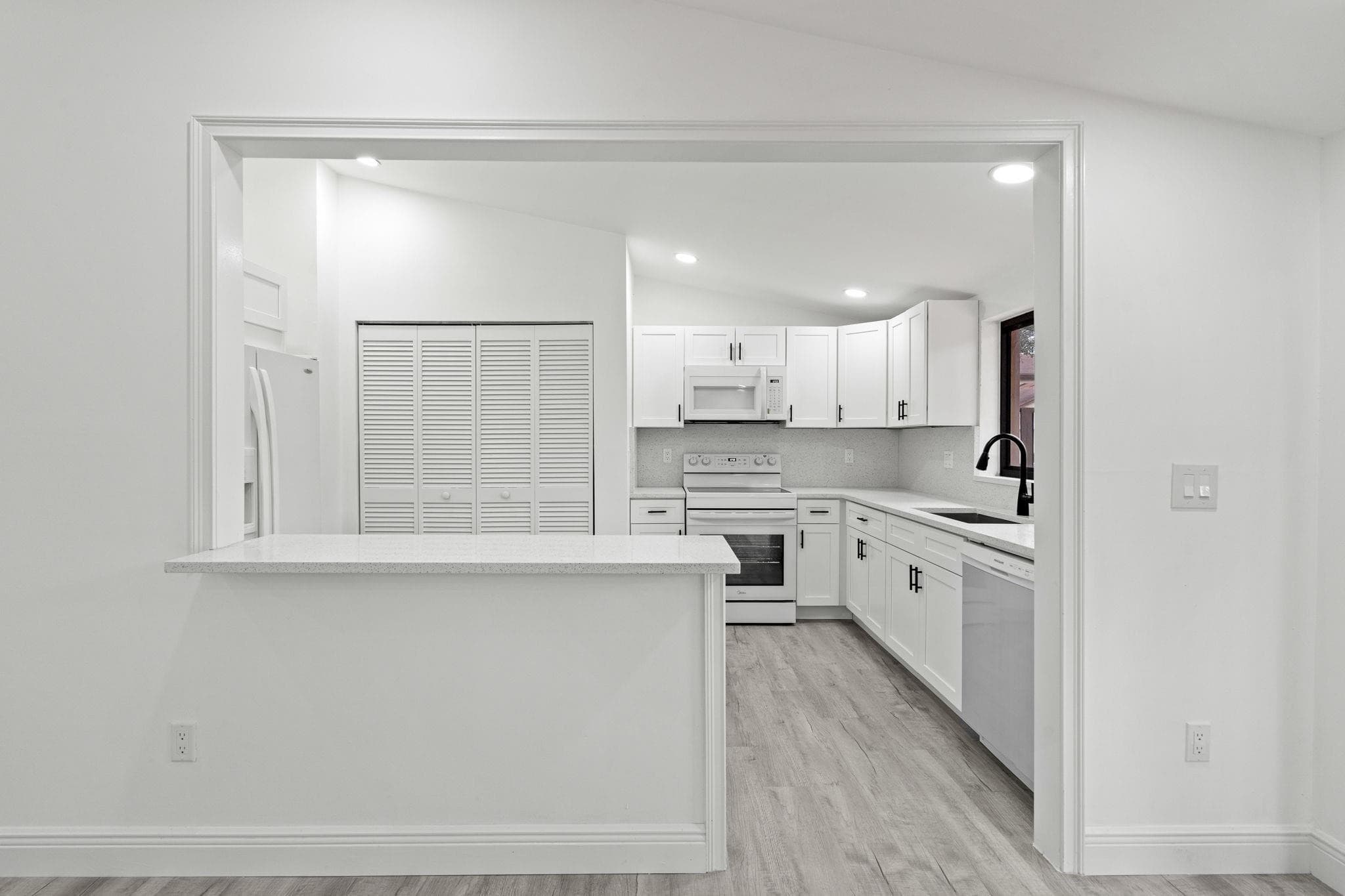 10045 SW 137 Court 10045, Miami, FL 33186 — photo 17 of 47