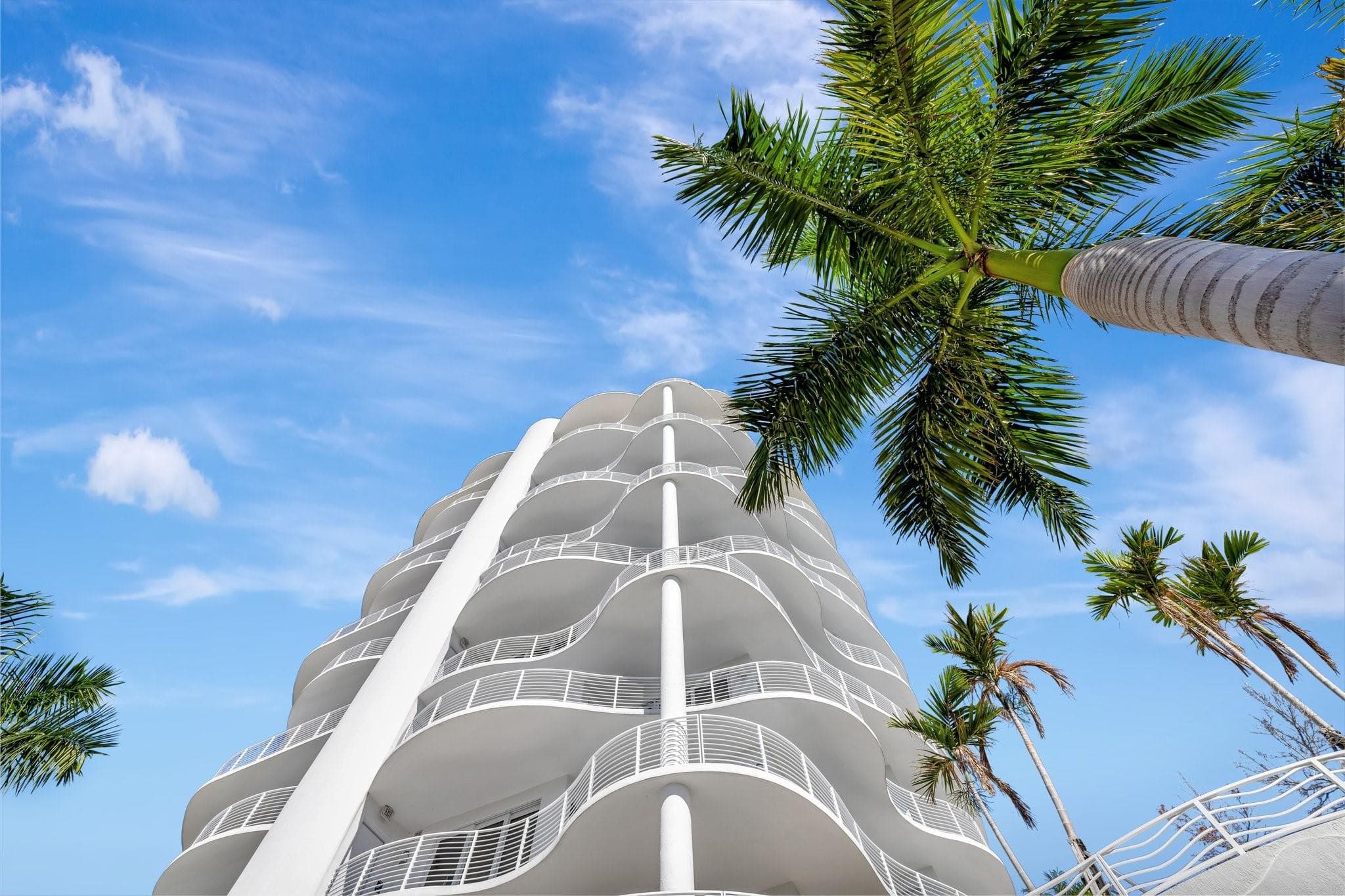 612 Bayshore Drive 301, Fort Lauderdale, FL 33304 — photo 2 of 77