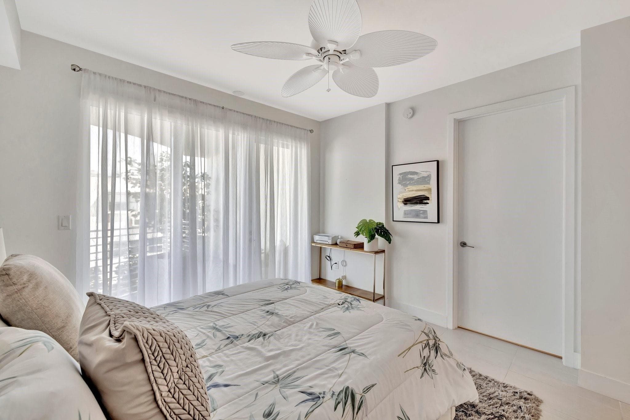 612 Bayshore Drive 301, Fort Lauderdale, FL 33304 — photo 33 of 77