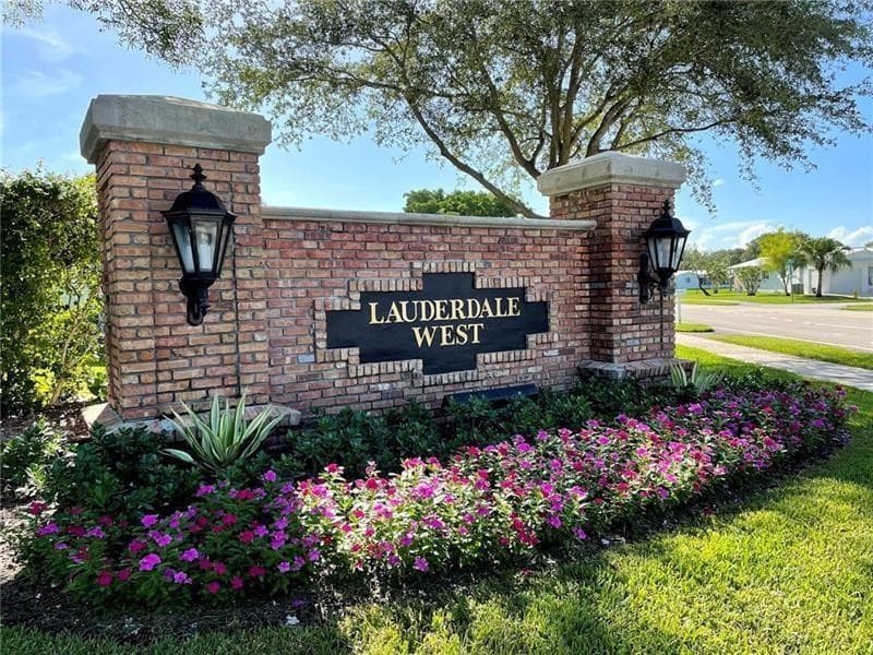 8845 NW 14th Street, Plantation, FL 33322 — photo 1 of 61