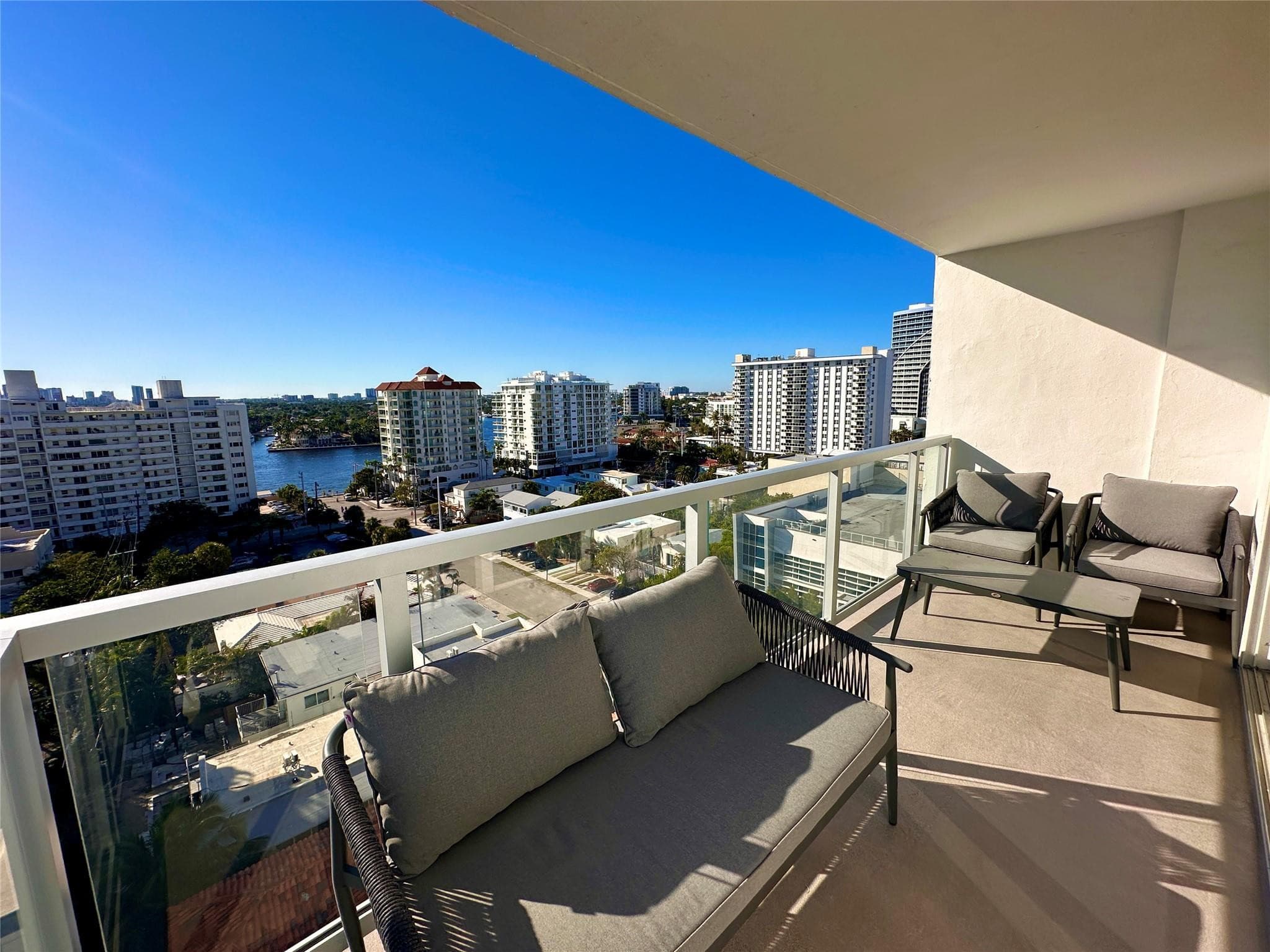 209 N Fort Lauderdale Beach Boulevard 11C, Fort Lauderdale, FL 33304 — photo 24 of 57