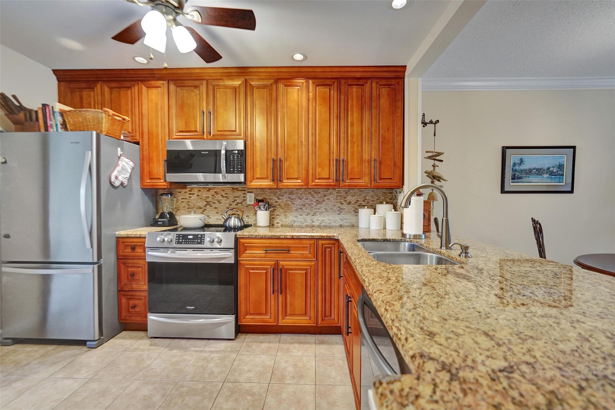 860 SE 6th Avenue 402, Deerfield Beach, FL 33441 — photo 34 of 47