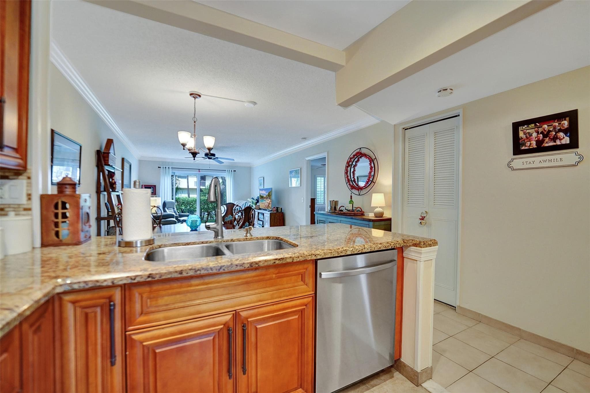 860 SE 6th Avenue 402, Deerfield Beach, FL 33441 — photo 38 of 47