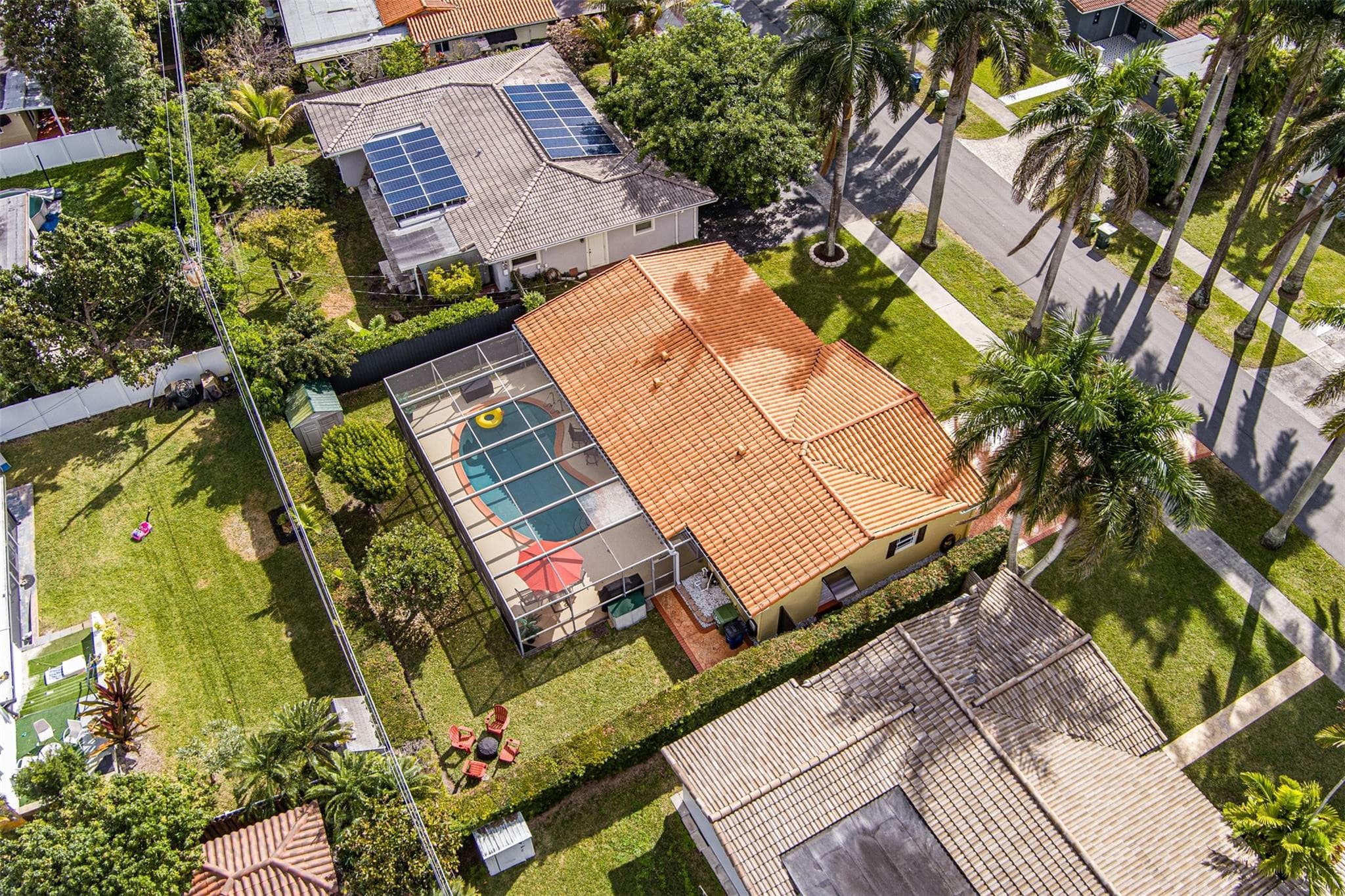 1017 NE 4th Street, Hallandale Beach, FL 33009 — photo 11 of 60