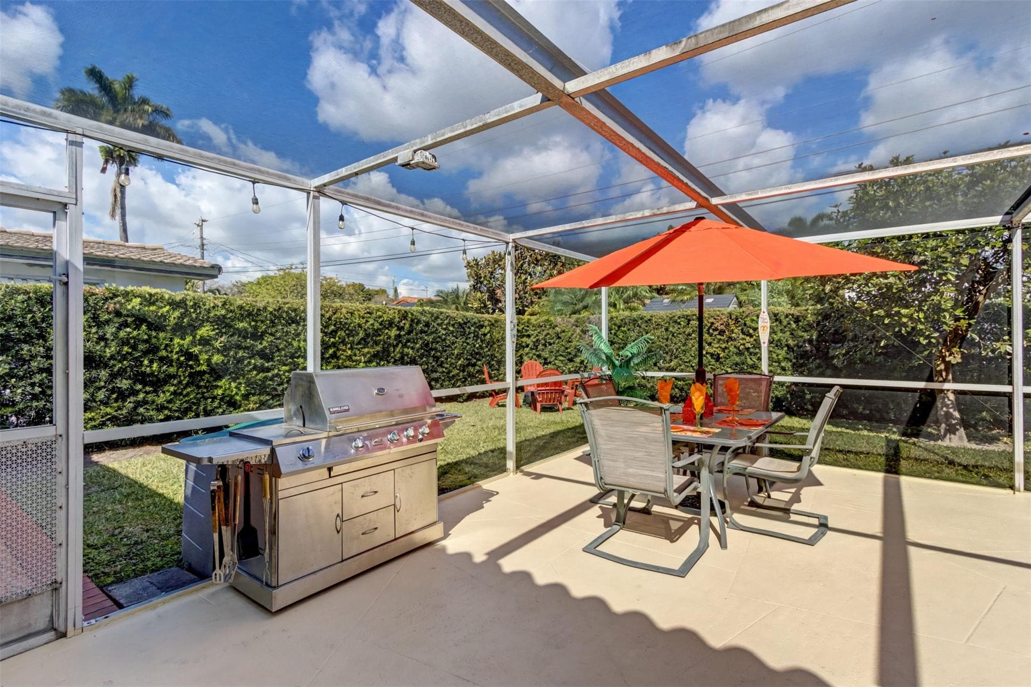 1017 NE 4th Street, Hallandale Beach, FL 33009 — photo 31 of 60