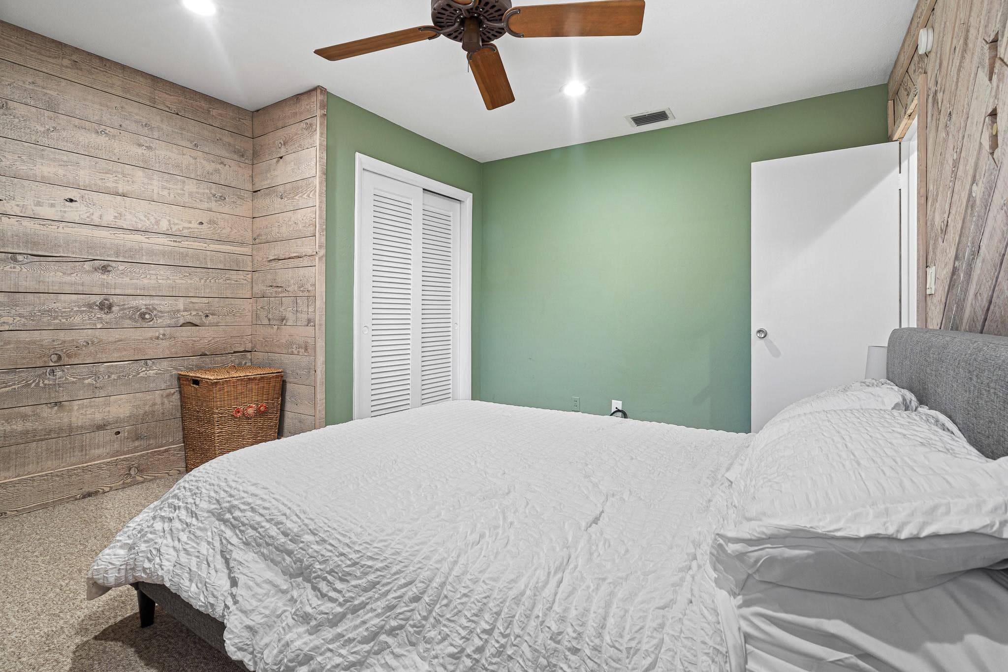 708 NW 6th Drive, Boca Raton, FL 33486 — photo 17 of 52
