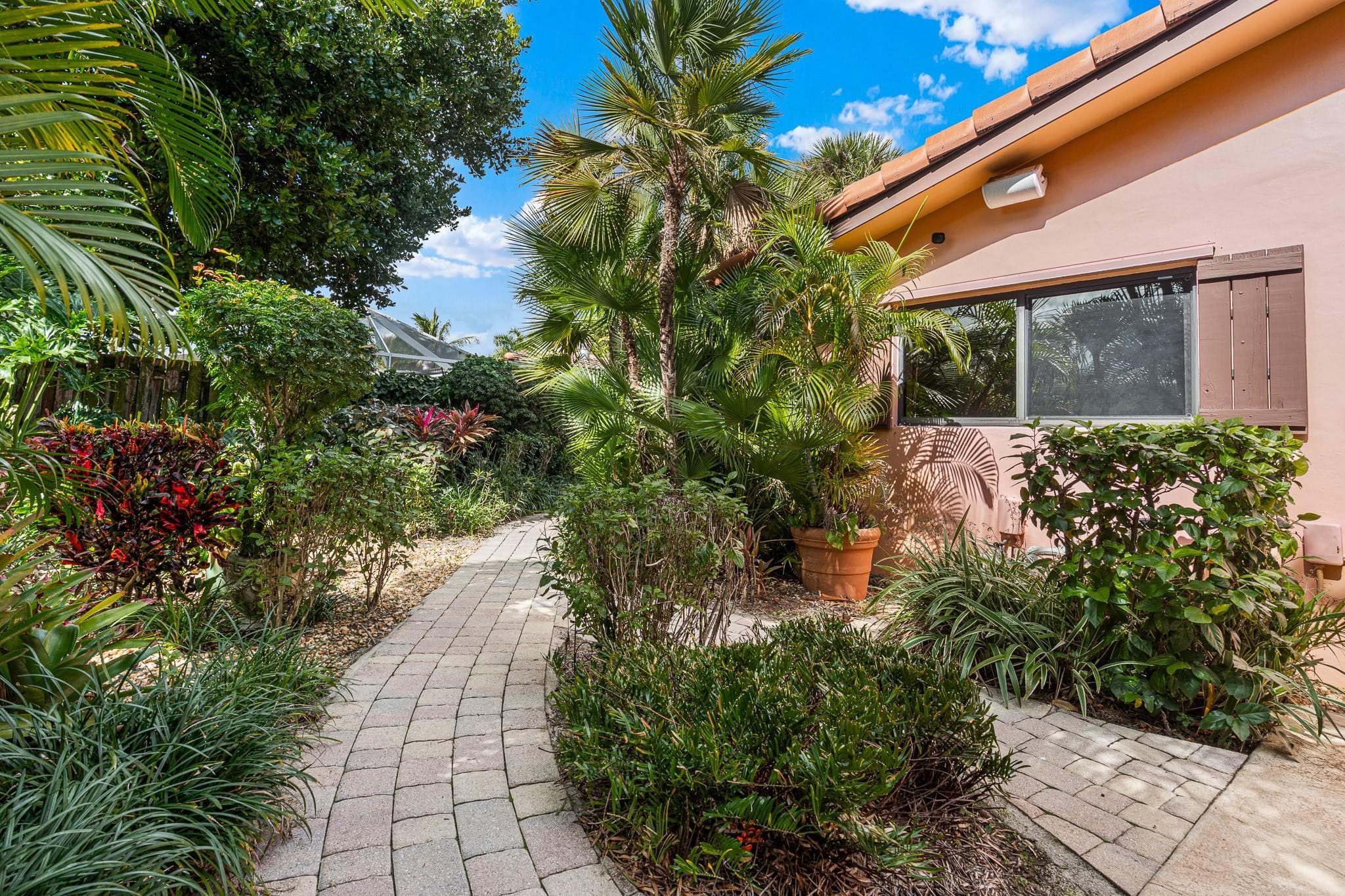 708 NW 6th Drive, Boca Raton, FL 33486 — photo 49 of 52