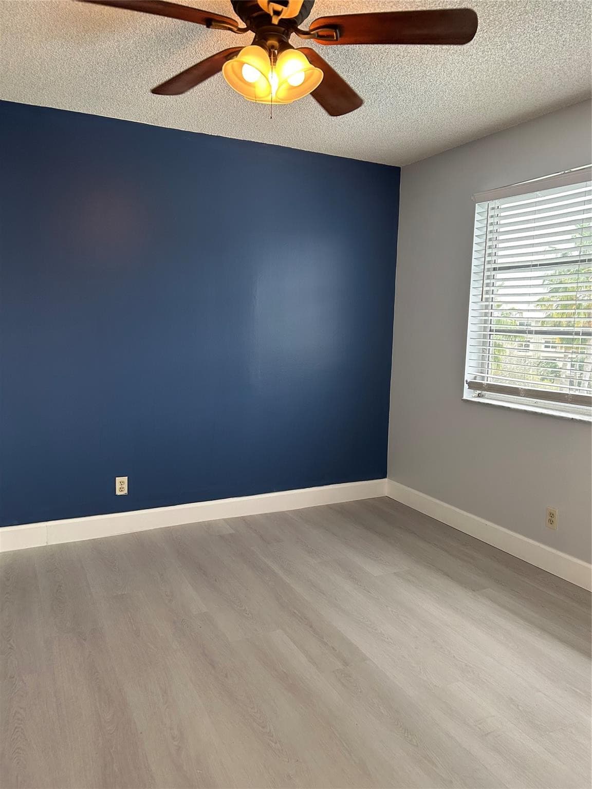 Condominium in Pompano Beach — photo 13 of 22