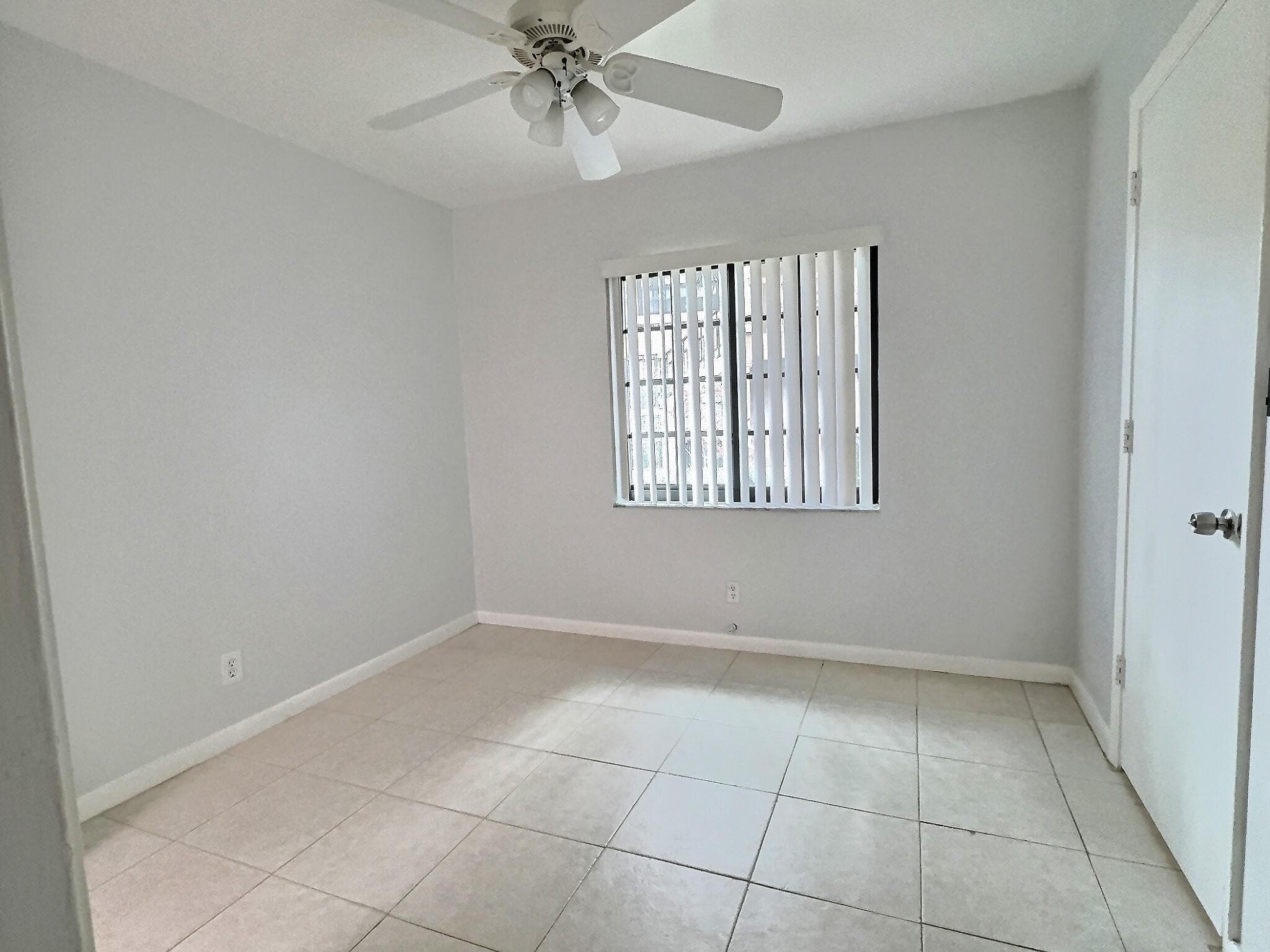 2652 Riverside Drive, Coral Springs, FL 33065 — photo 14 of 23