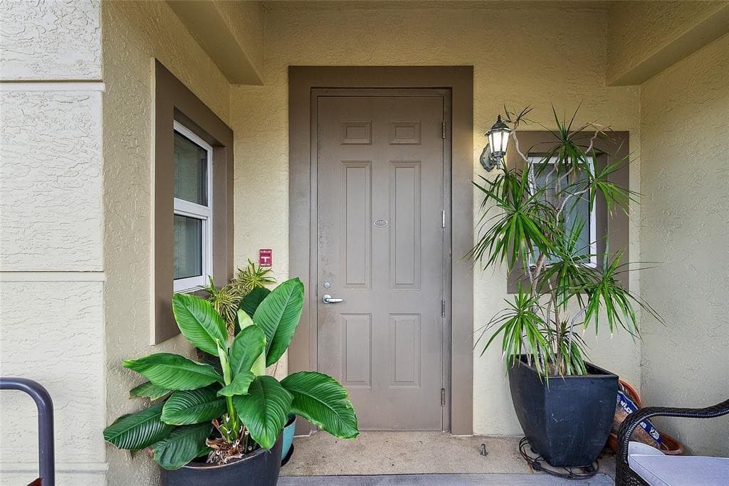 2633 NE 14th Avenue 112, Wilton Manors, FL 33334 — photo 19 of 43