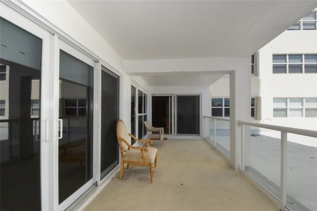 111 N Pompano Beach Boulevard 304, Pompano Beach, FL 33062 — photo 13 of 36