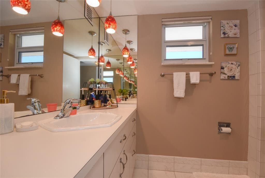 111 N Pompano Beach Boulevard 304, Pompano Beach, FL 33062 — photo 29 of 36