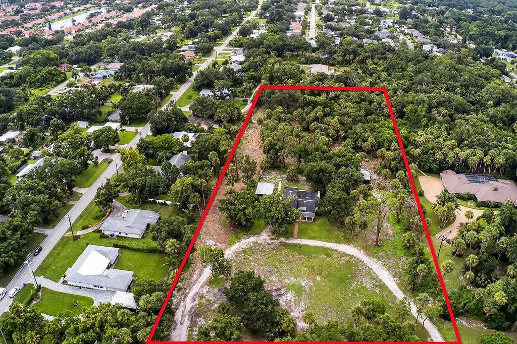 5240 20th Street, Vero Beach, FL 32966 — photo 4 of 83