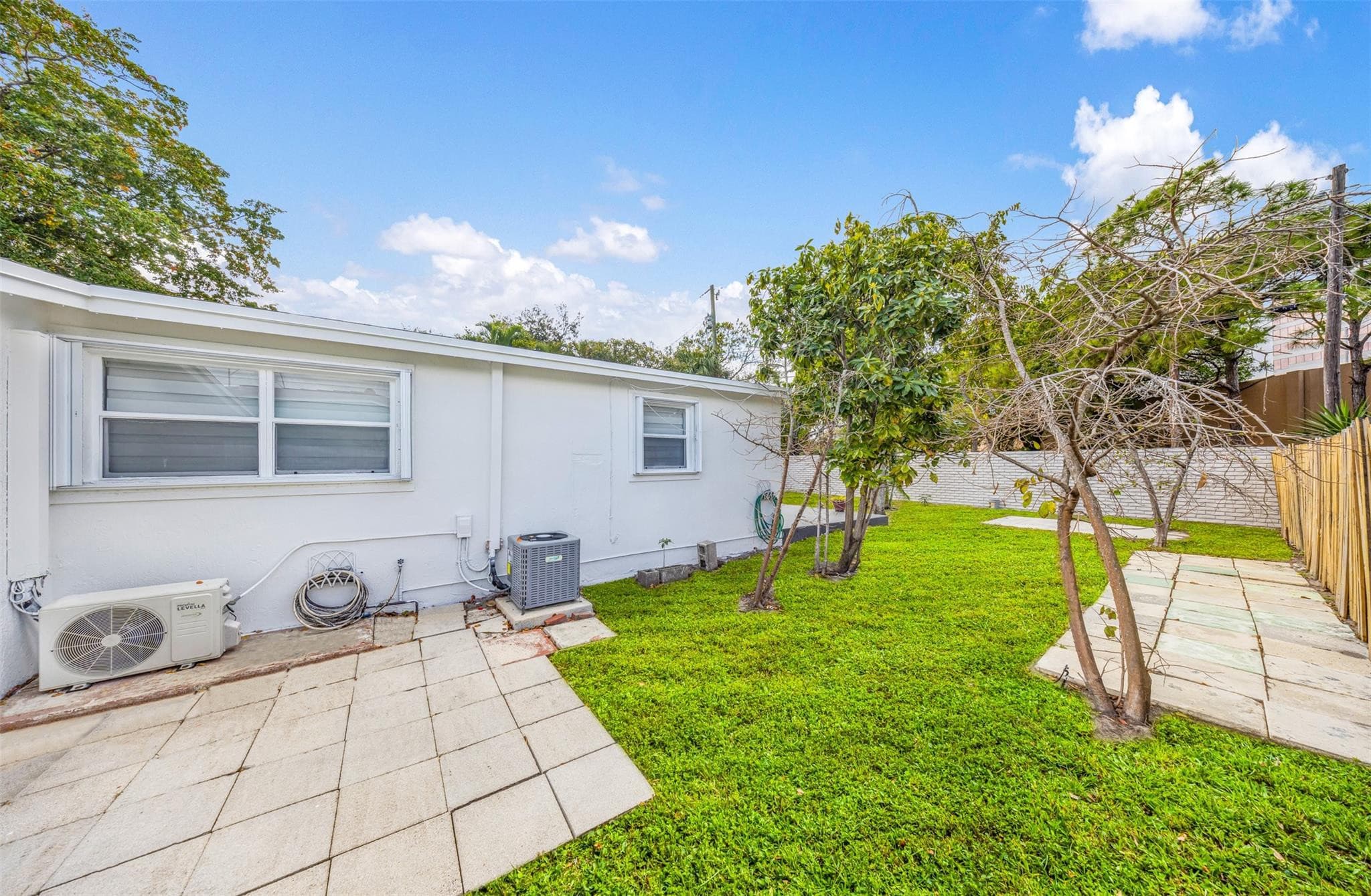 5921 NE 1st Avenue NE N/a, Oakland Park, FL 33334 — photo 9 of 31