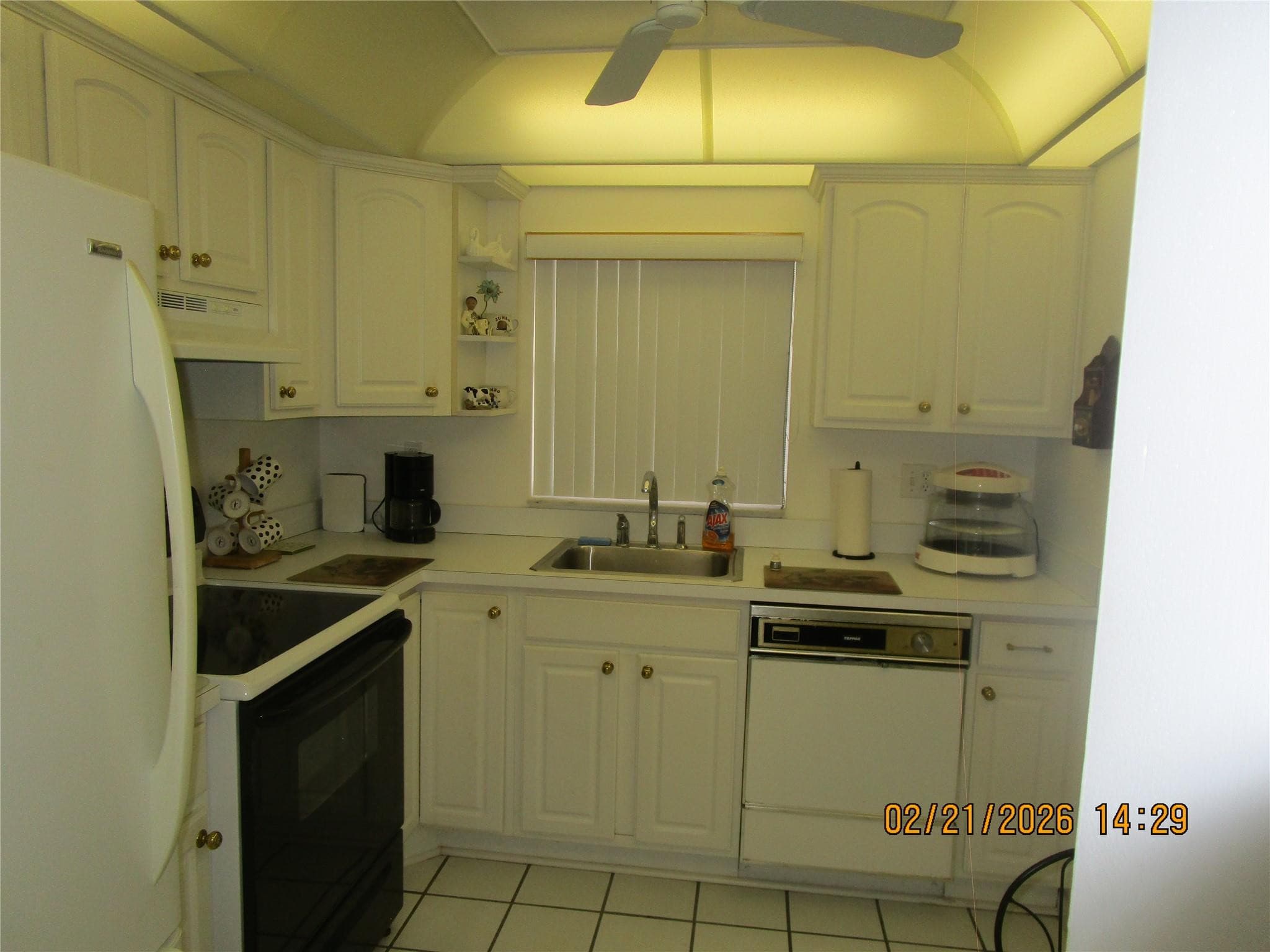 9350 Sunrise Lakes Boulevard 103, Sunrise, FL 33322 — photo 1 of 23