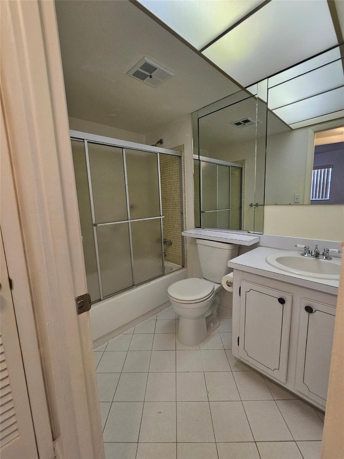 3051 Sunrise Lakes Drive 203, Fort Lauderdale, FL 33322 — photo 10 of 32
