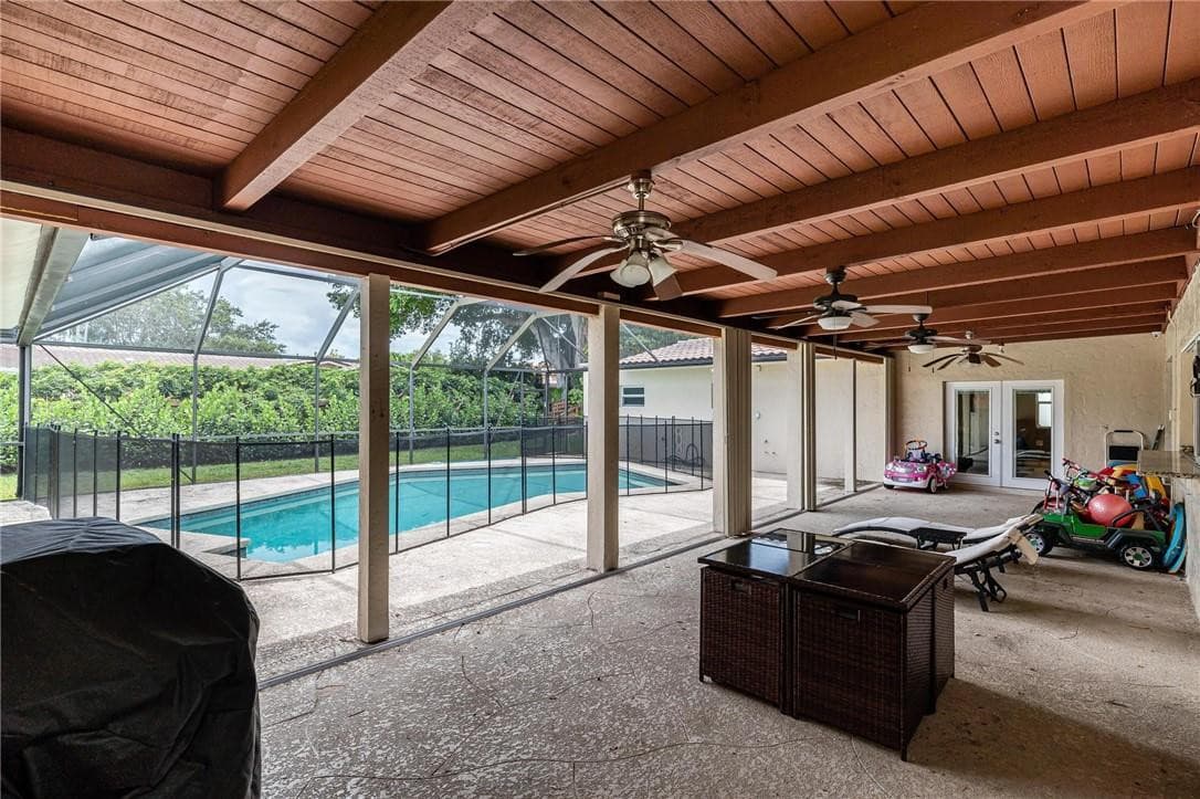 4000 N 41st Court, Hollywood, FL 33021 — photo 19 of 26