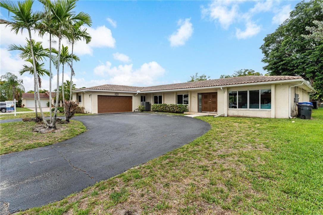 4000 N 41st Court, Hollywood, FL 33021 — photo 25 of 26