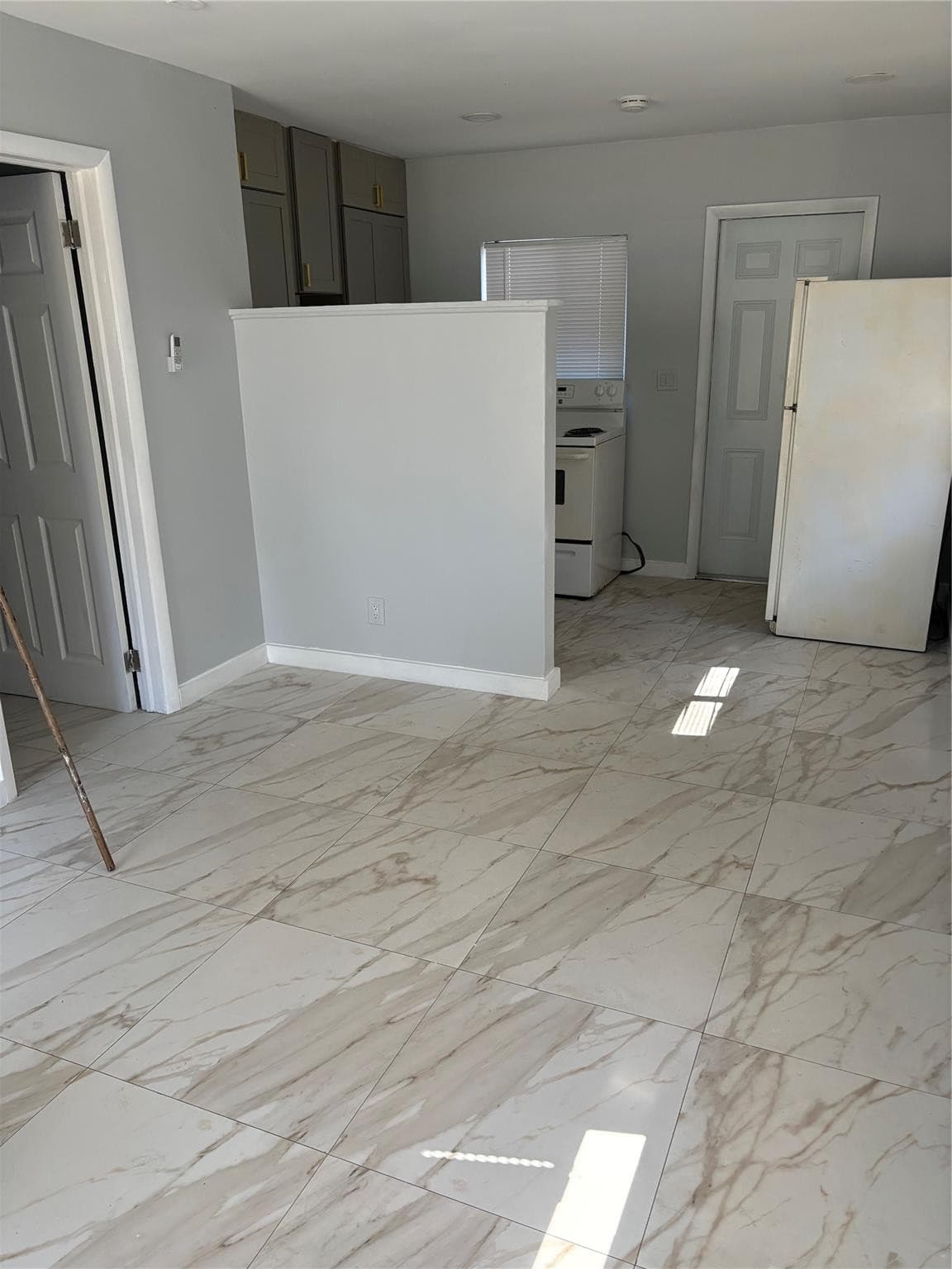 3932 SW 12th Place, Fort Lauderdale, FL 33312 — photo 1 of 13
