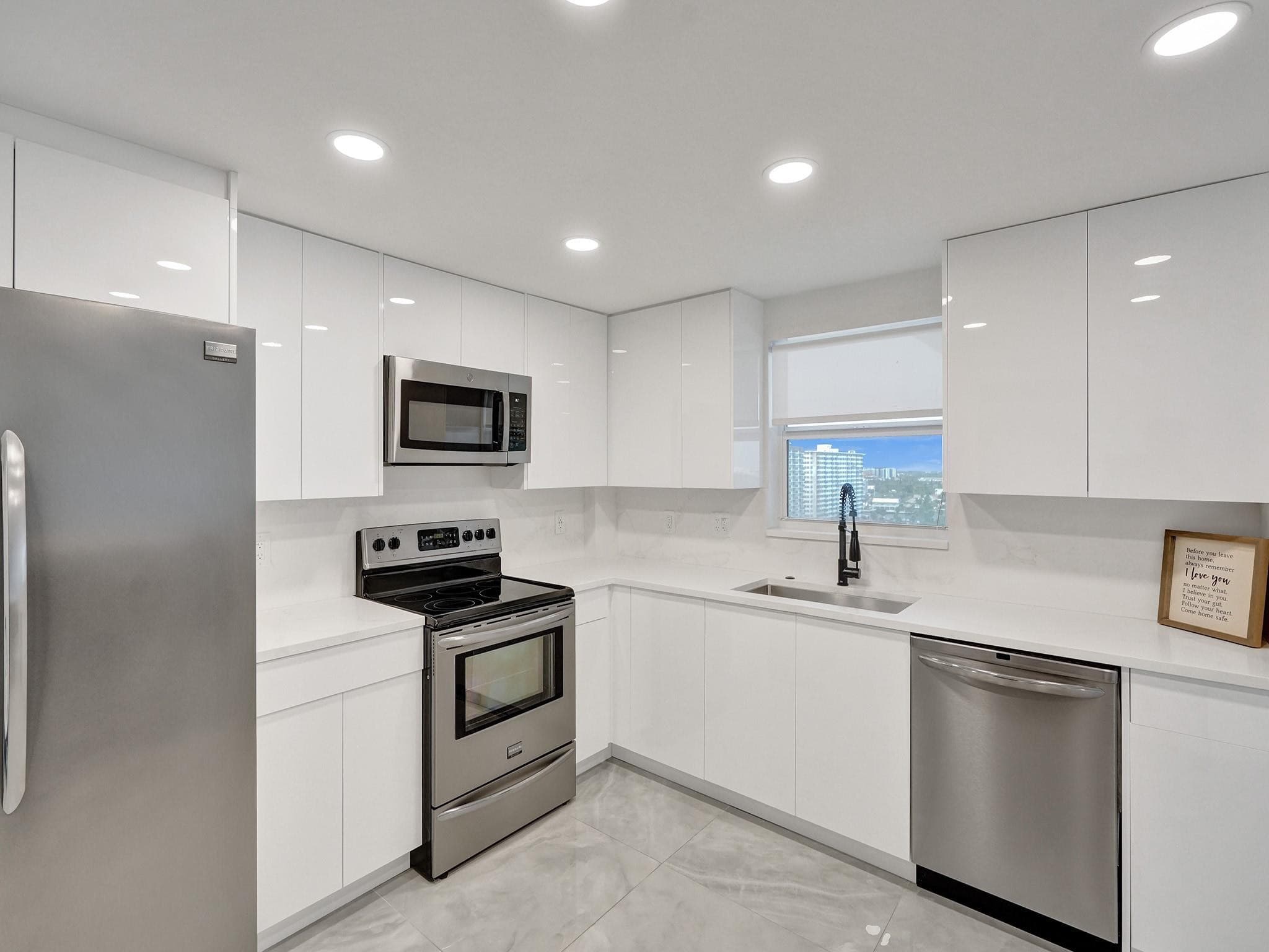 3500 Galt Ocean Drive 1109, Fort Lauderdale, FL 33308 — photo 10 of 39